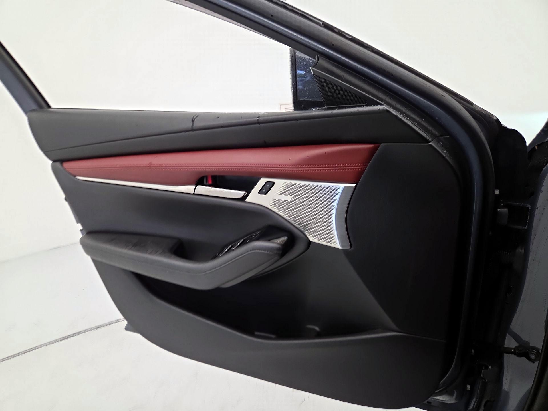 Thumbnail: 2021 Mazda Mazda3 - 12