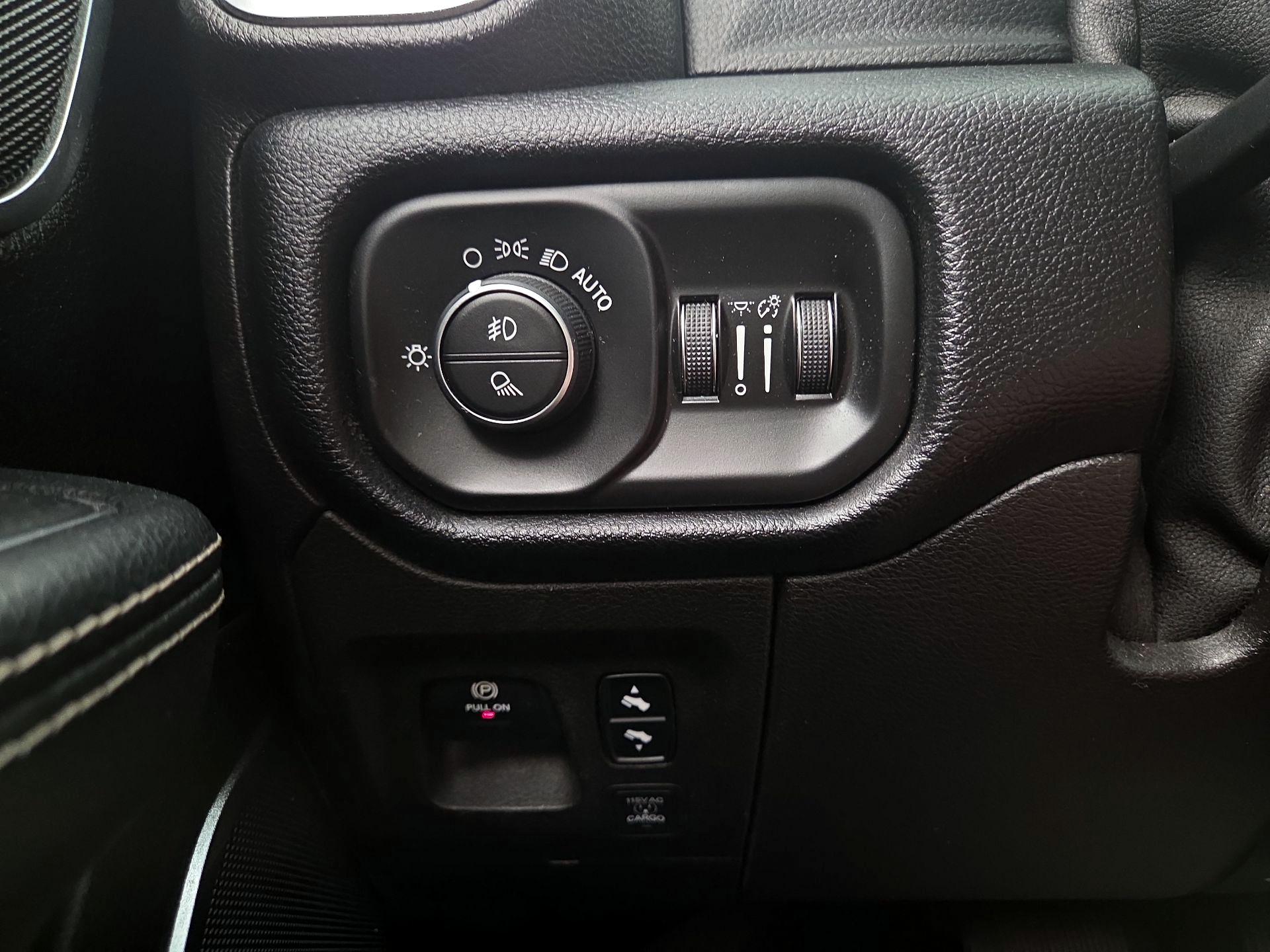 Thumbnail: 2019 RAM 1500 - 13