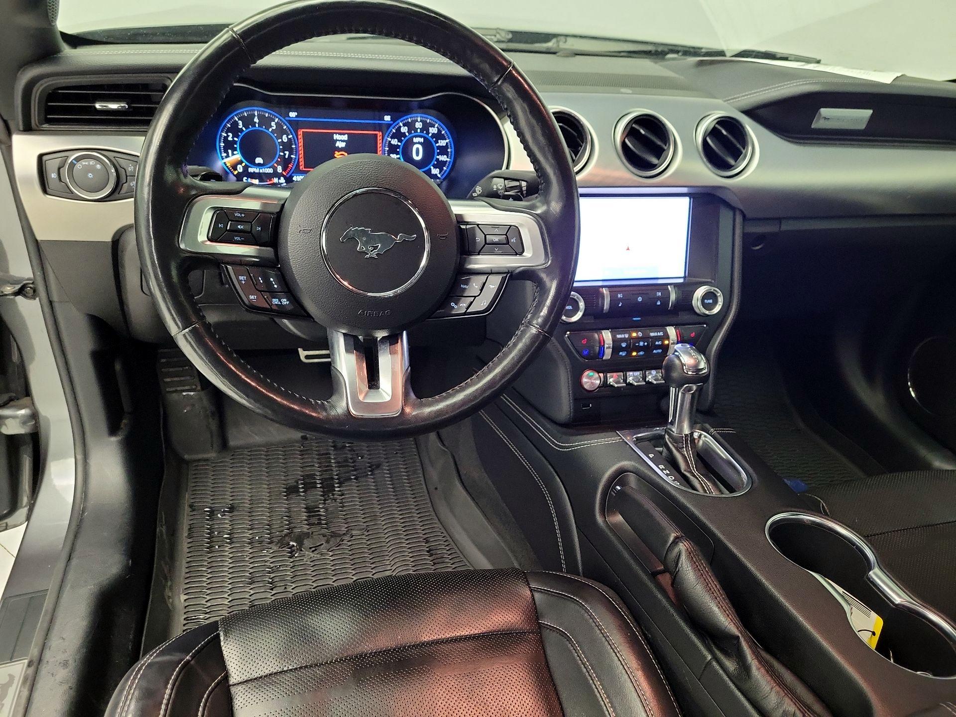 Thumbnail: 2022 Ford Mustang - 9