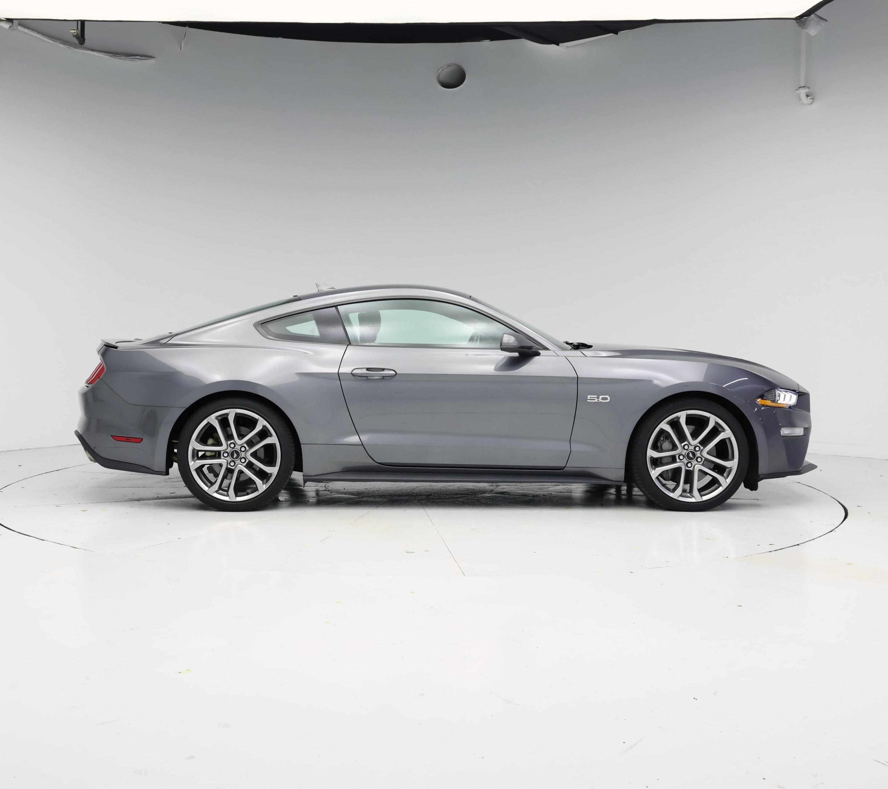 Thumbnail: 2022 Ford Mustang - 7