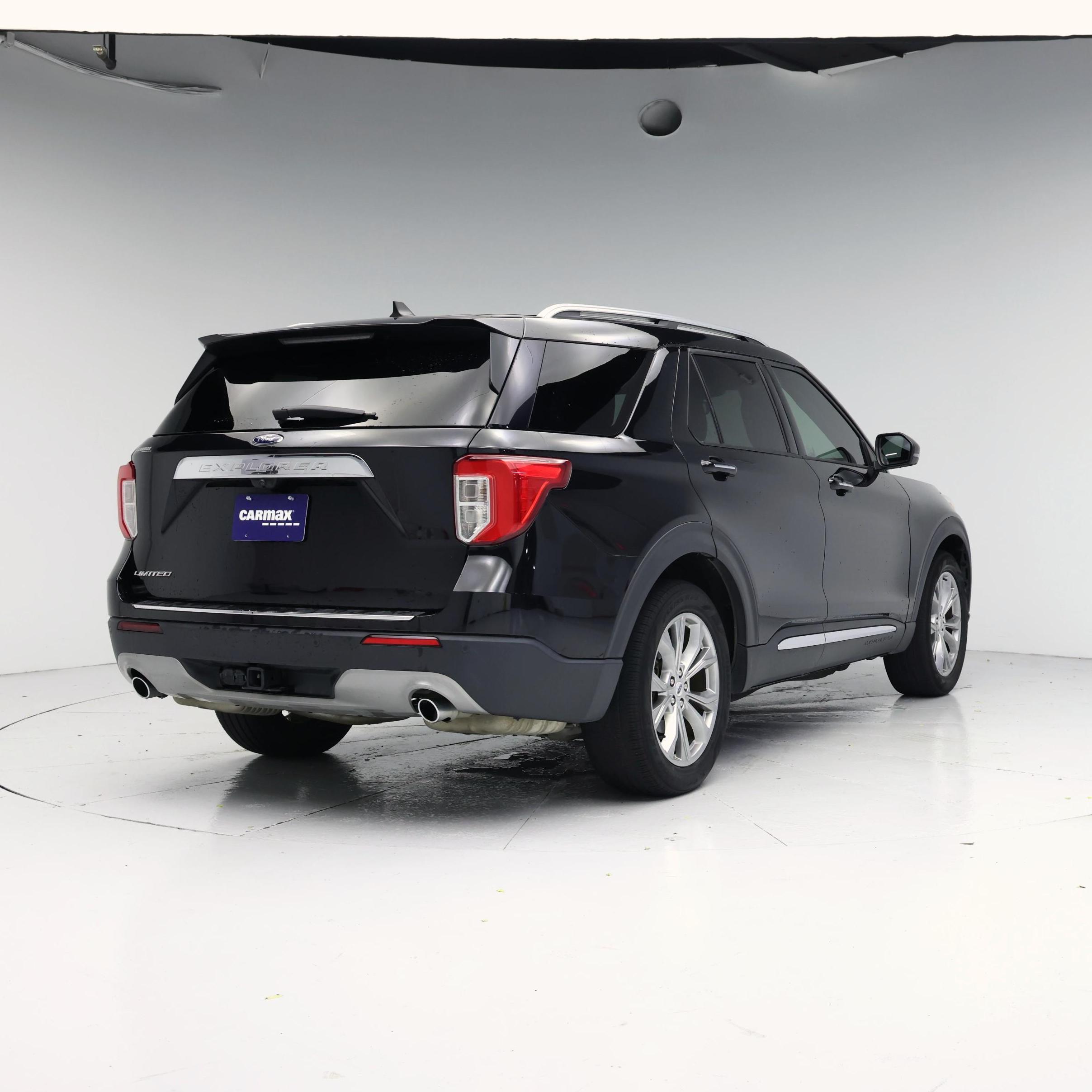 Thumbnail: 2021 Ford Explorer - 8
