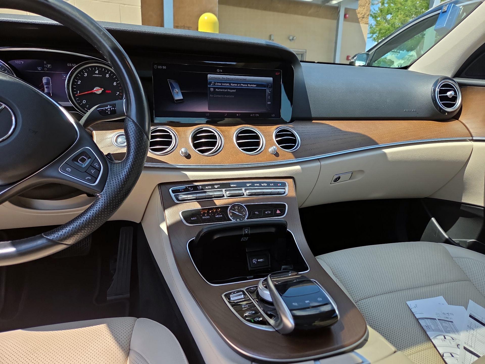 Thumbnail: 2018 Mercedes-Benz E-Class - 9