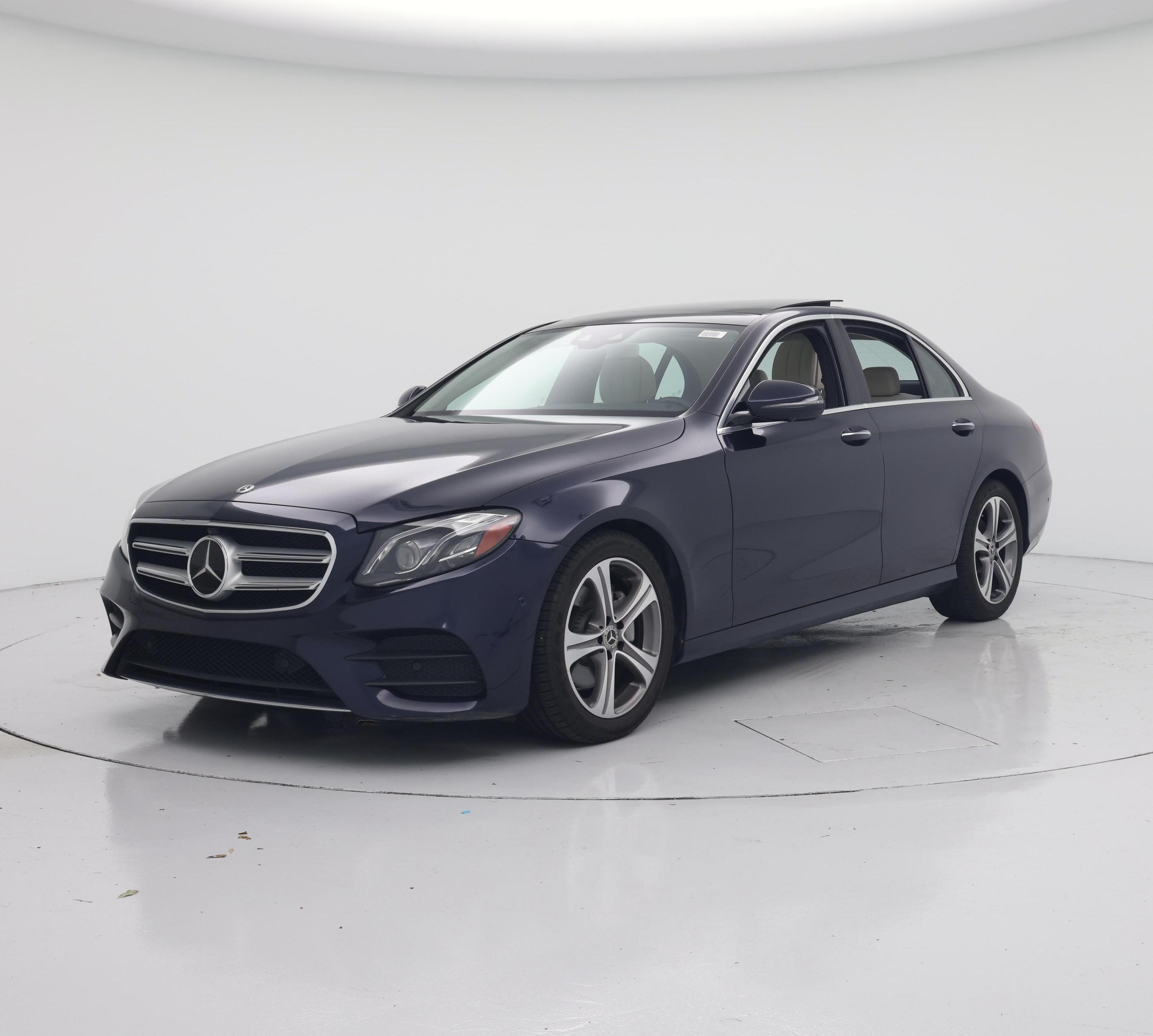 Thumbnail: 2018 Mercedes-Benz E-Class - 4