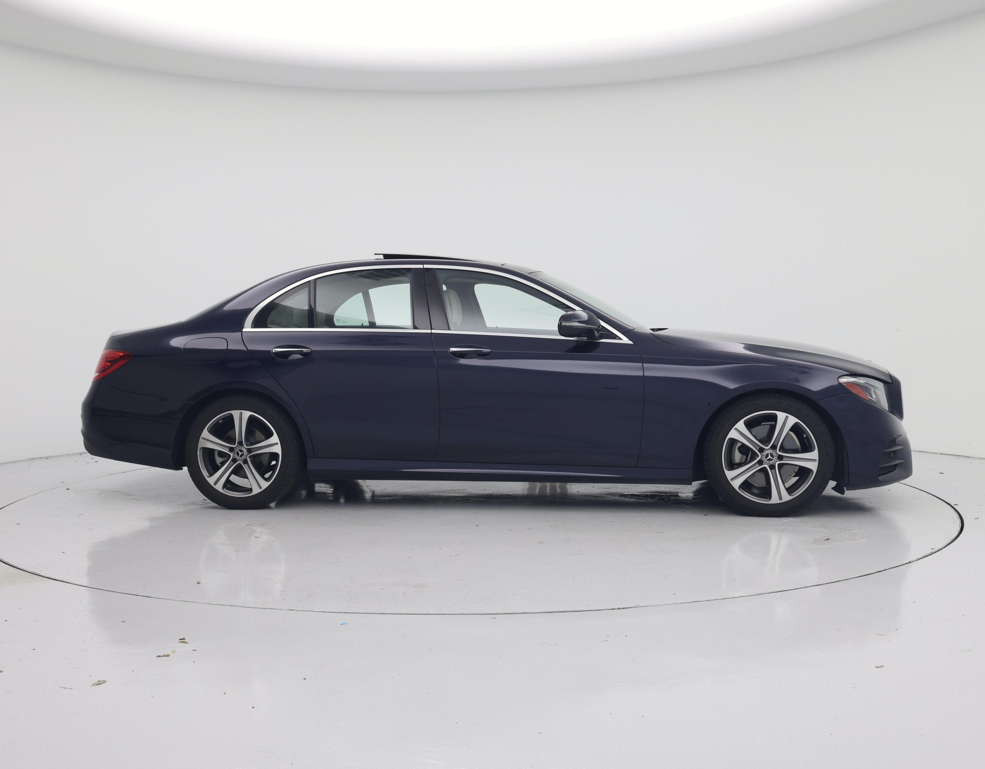 Thumbnail: 2018 Mercedes-Benz E-Class - 7