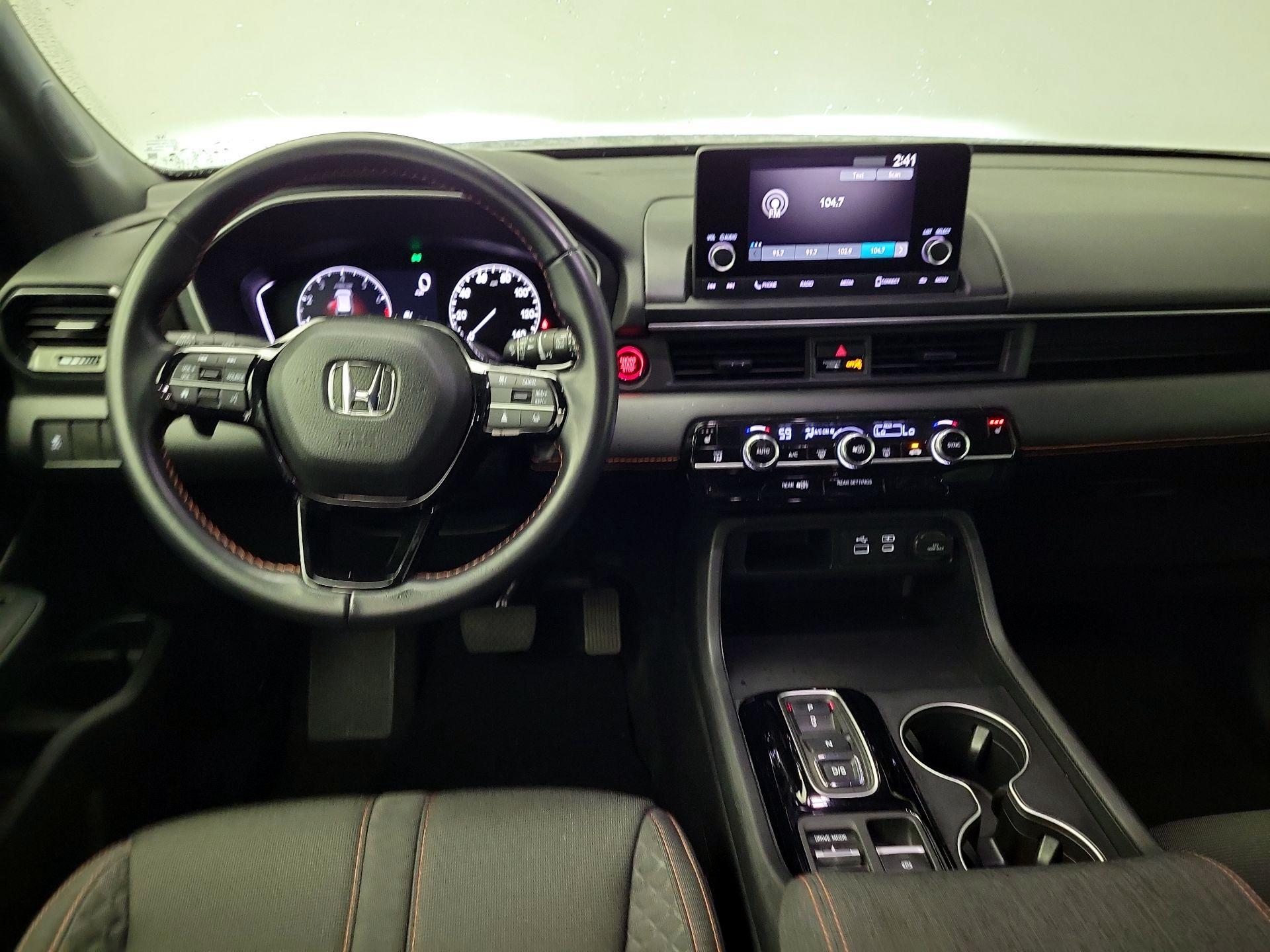Thumbnail: 2025 Honda Pilot - 10