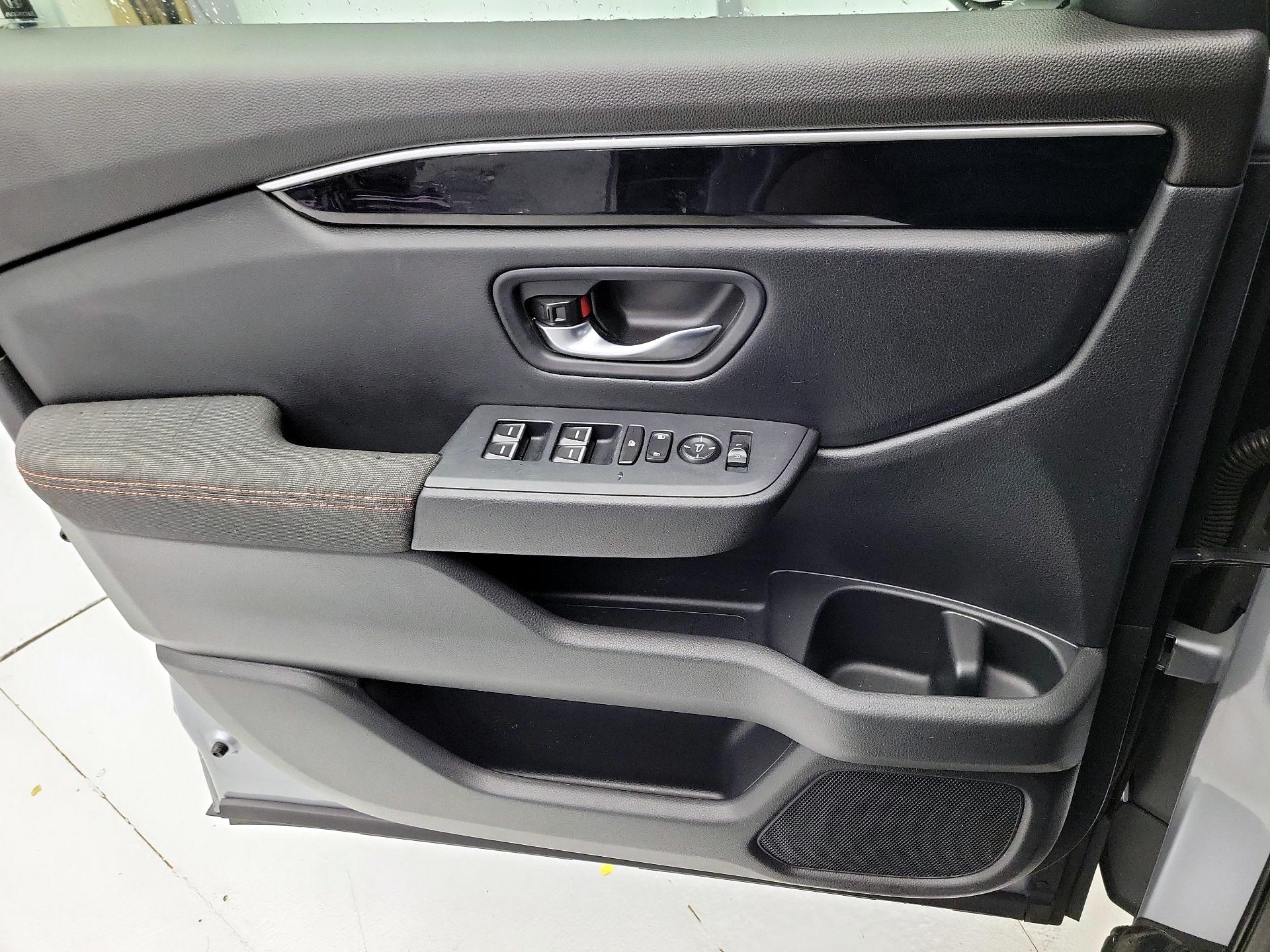 Thumbnail: 2025 Honda Pilot - 12