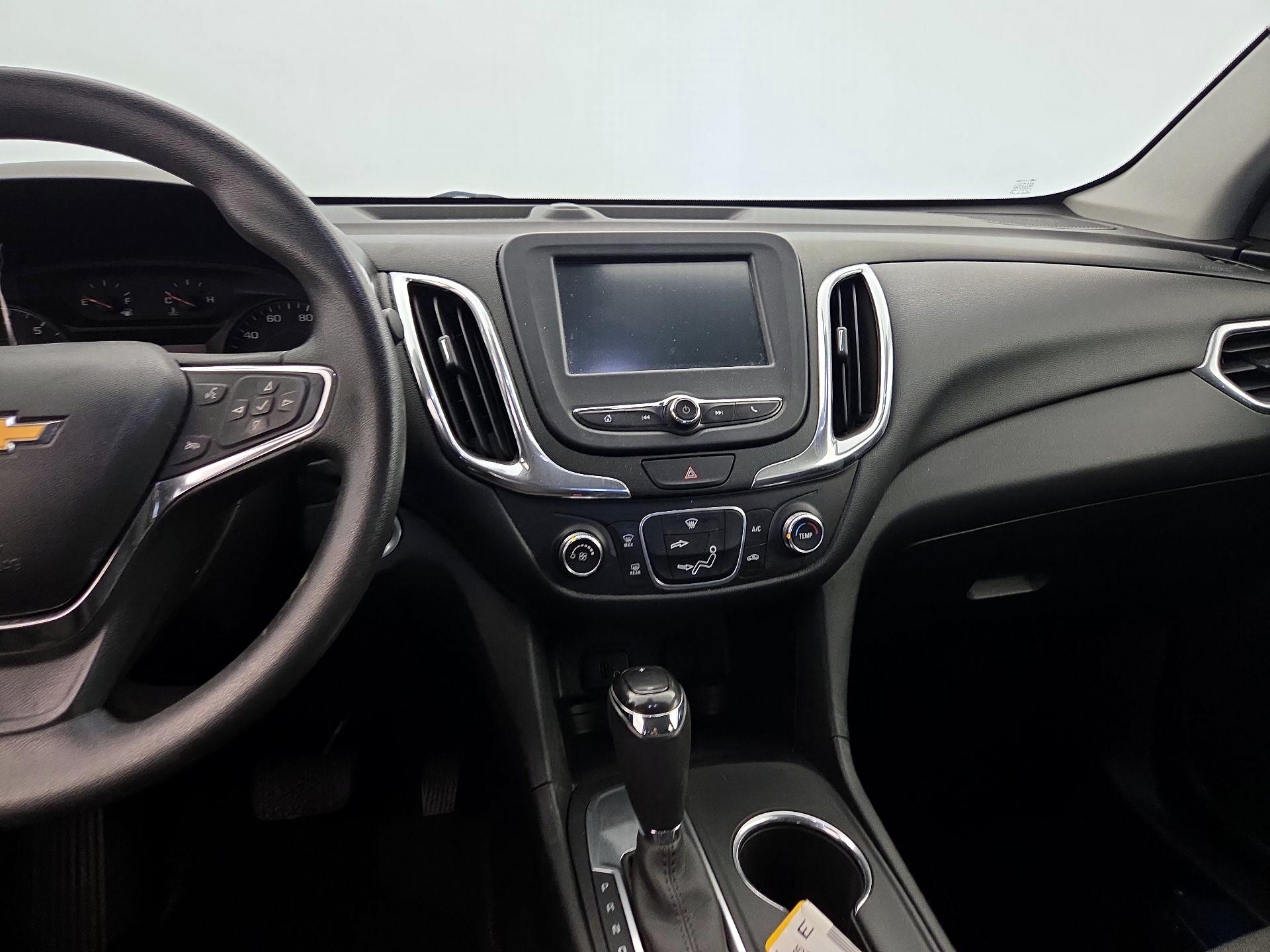 Thumbnail: 2018 Chevrolet Equinox - 9