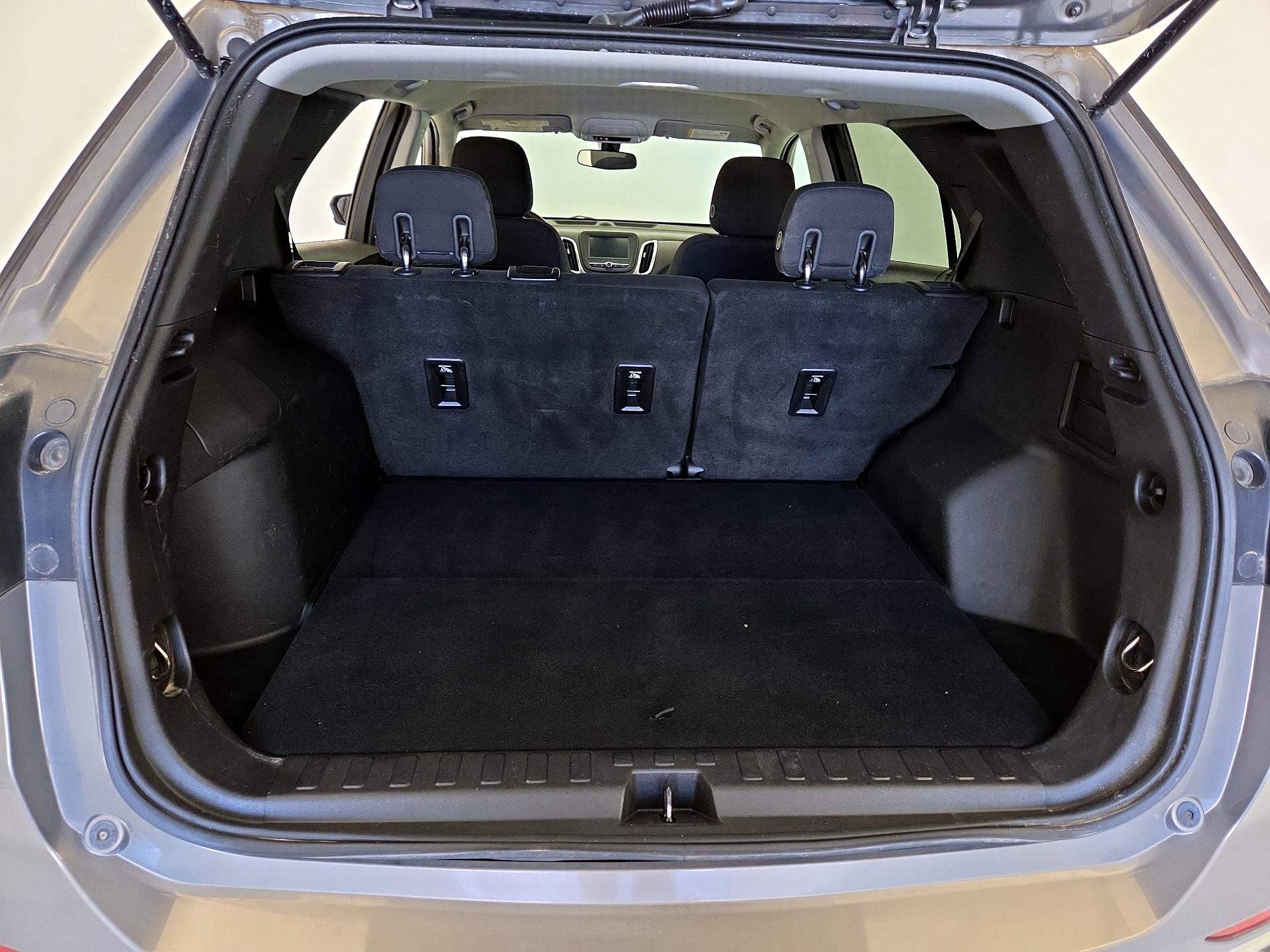 Thumbnail: 2018 Chevrolet Equinox - 20