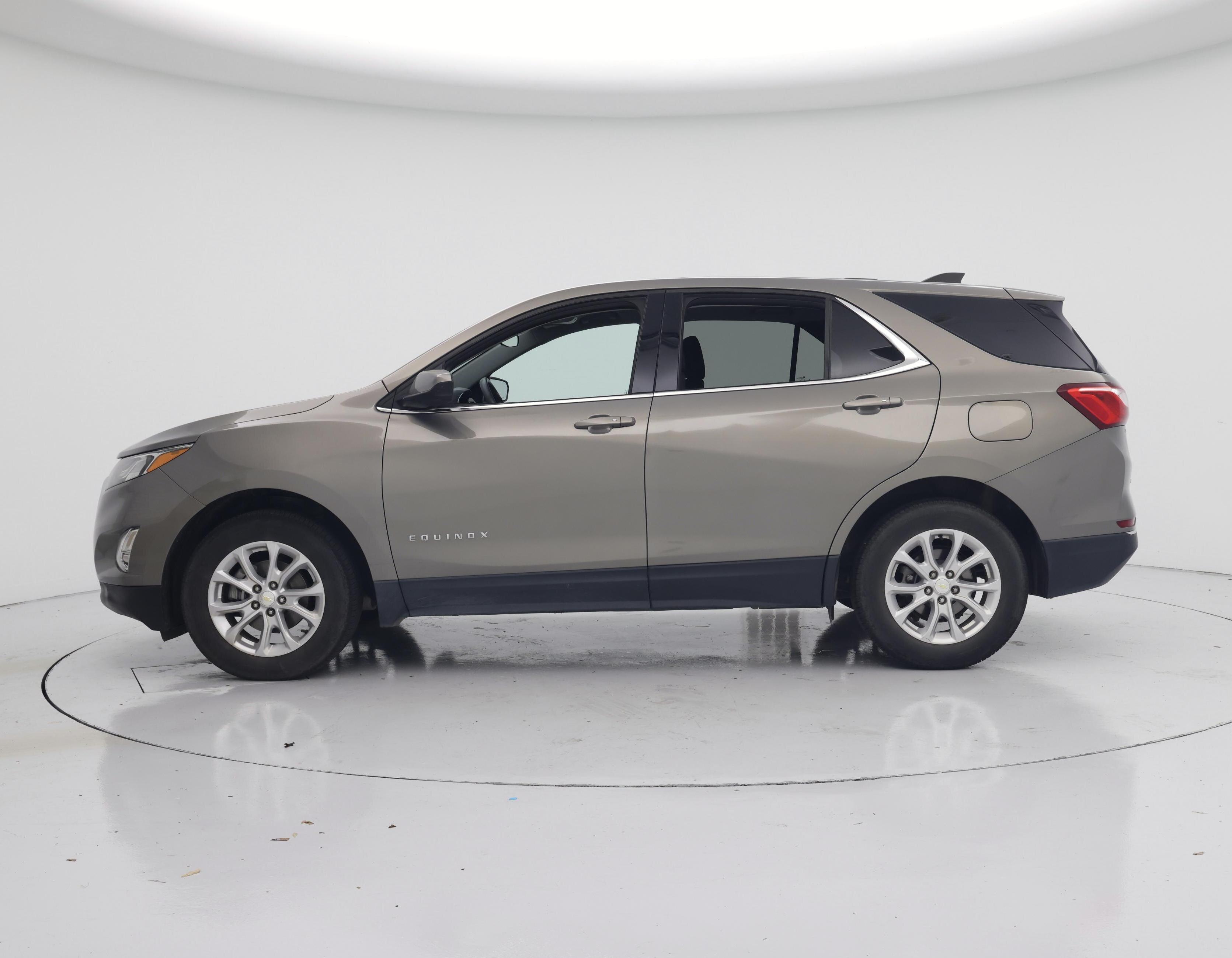 Thumbnail: 2018 Chevrolet Equinox - 3