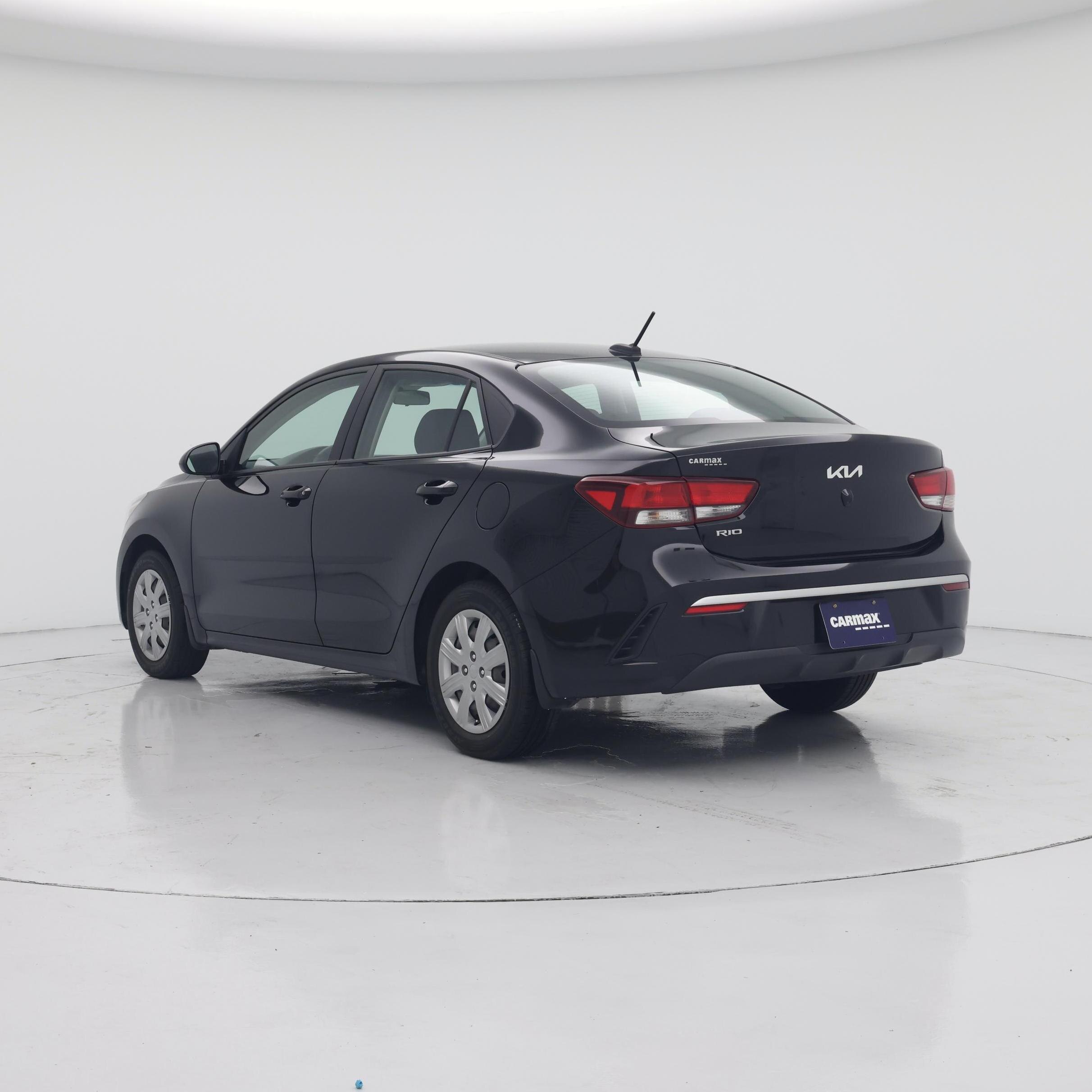 Thumbnail: 2022 Kia Rio - 2