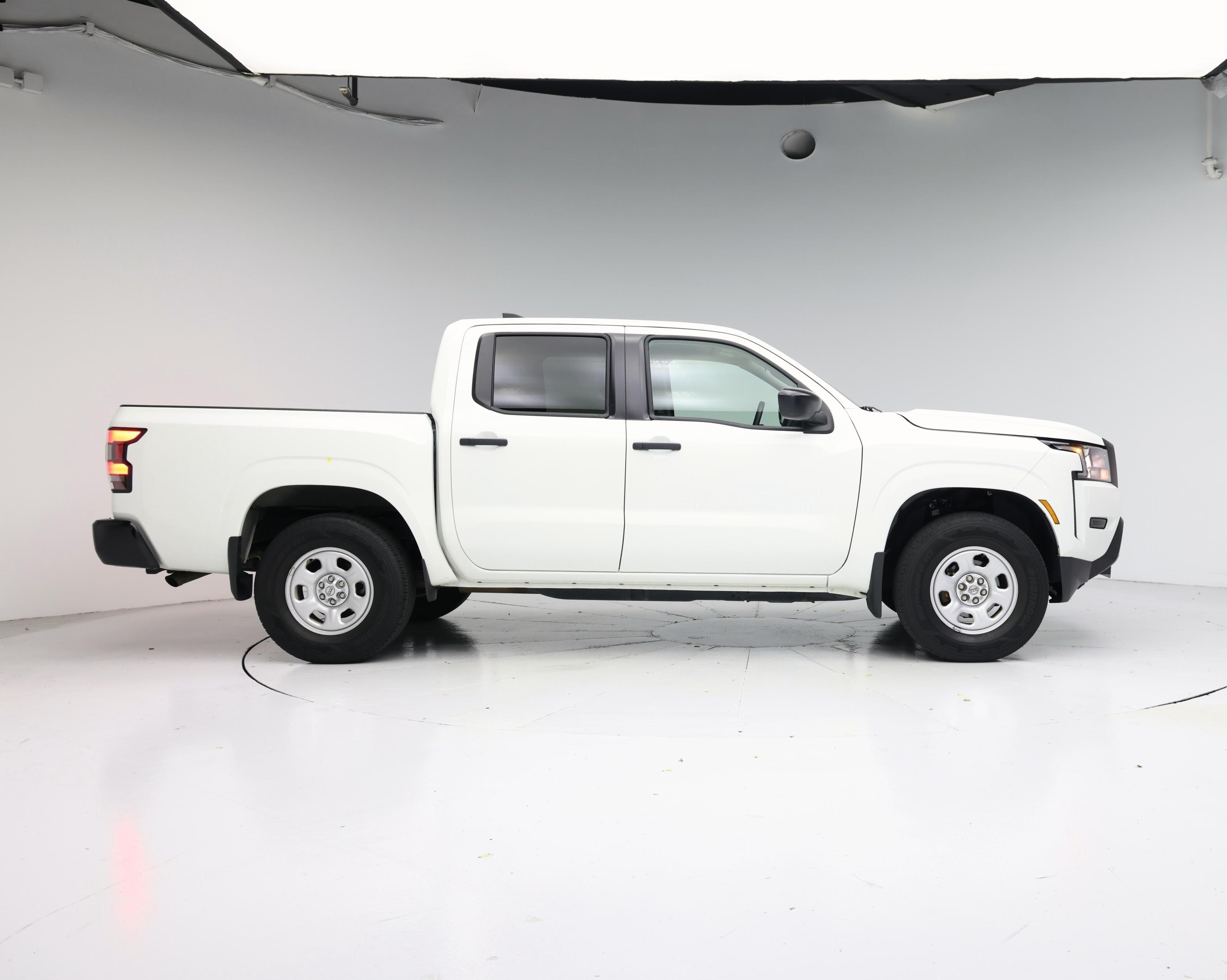 Thumbnail: 2022 Nissan Frontier - 7