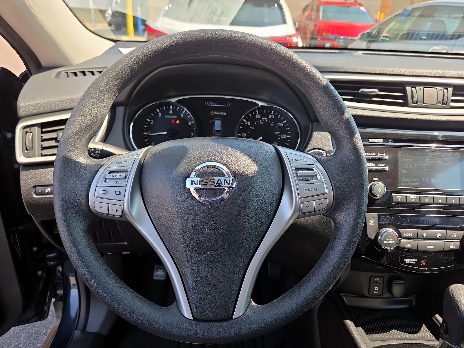 2016 Nissan Rogue SV - Photo 11