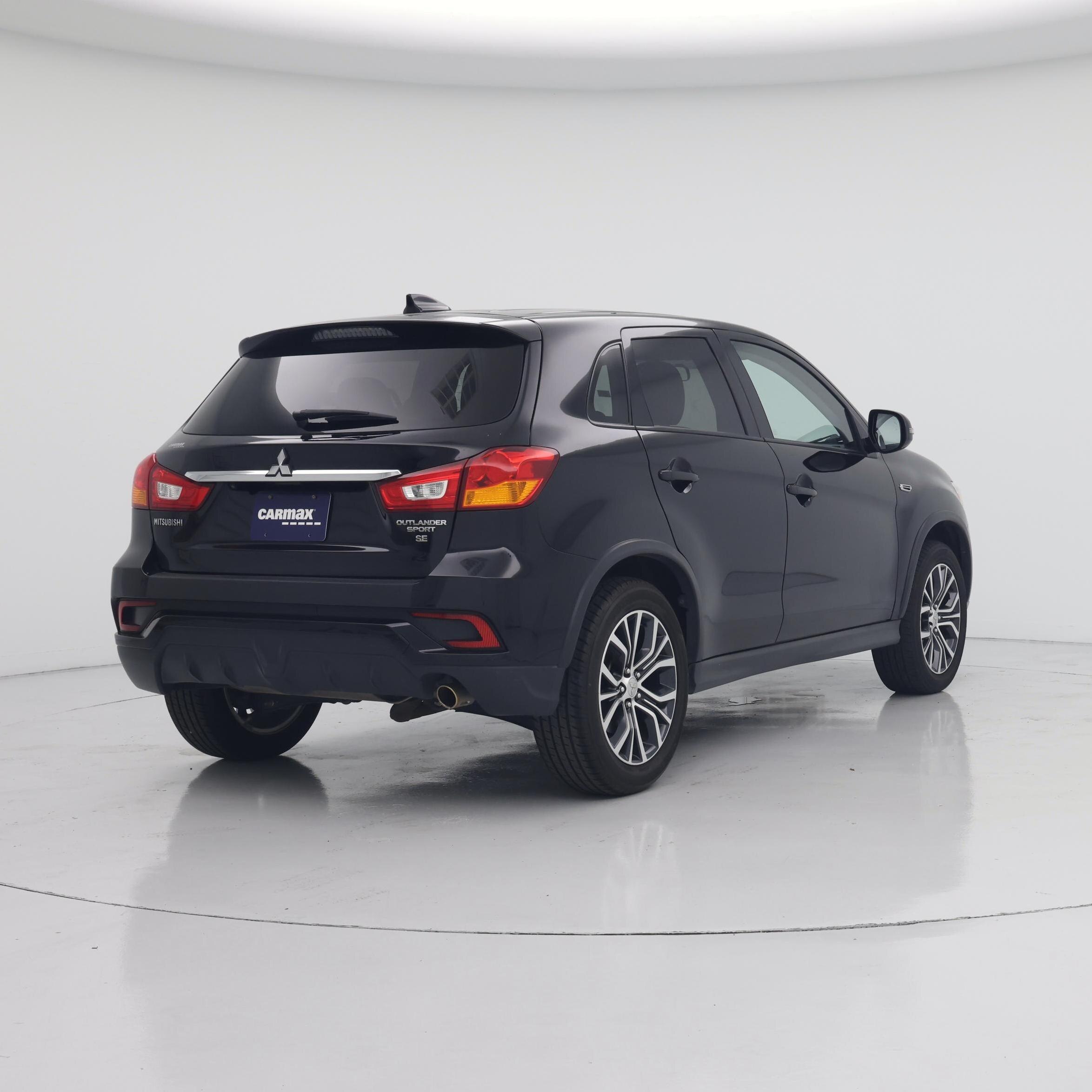 Thumbnail: 2019 Mitsubishi Outlander Sport - 8