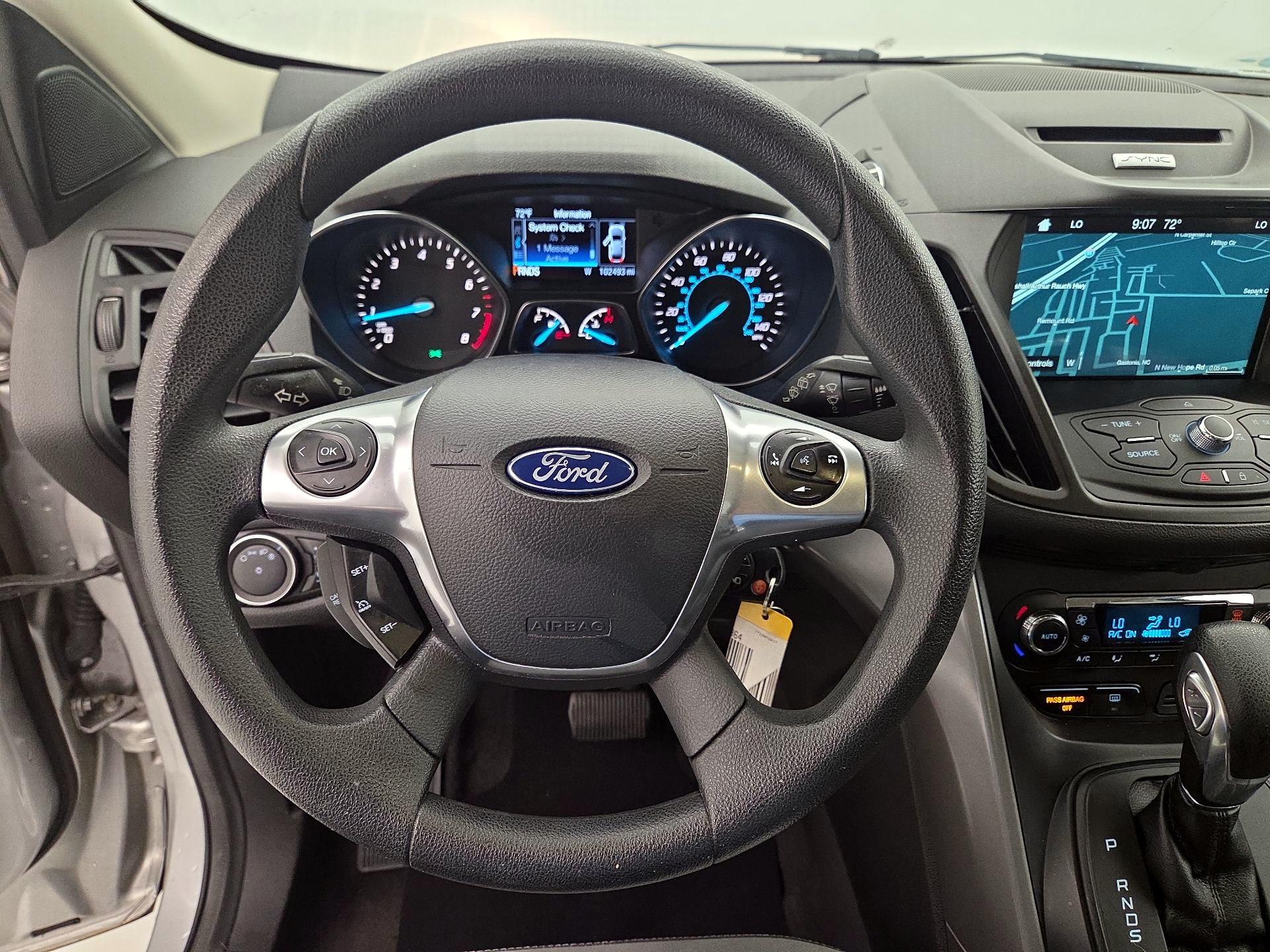 Thumbnail: 2016 Ford Escape - 10