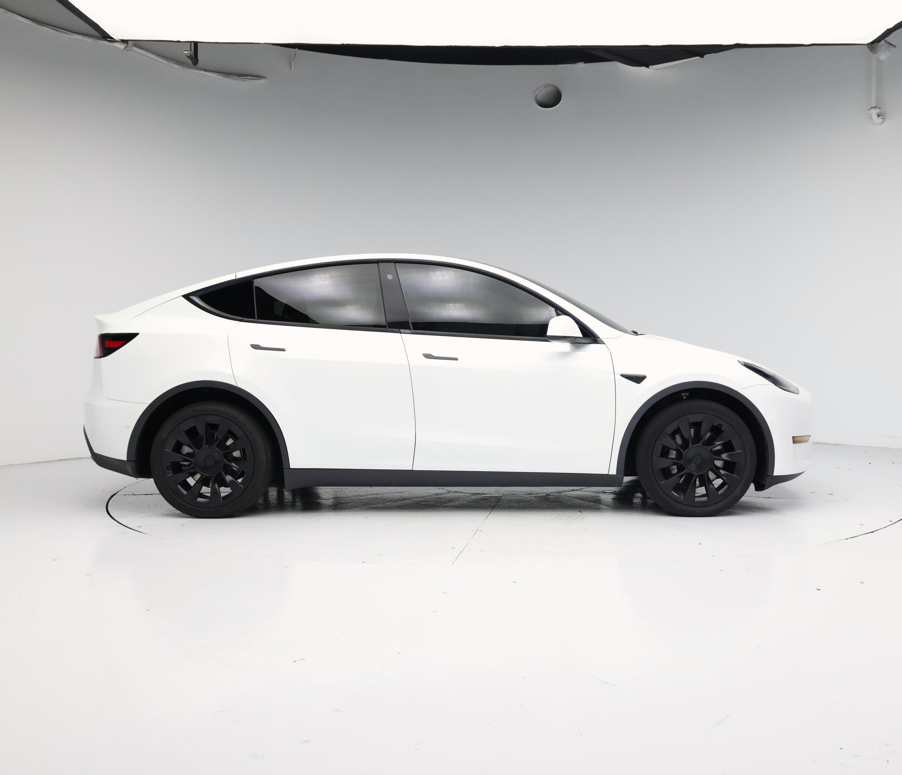 Thumbnail: 2022 Tesla Model Y - 7