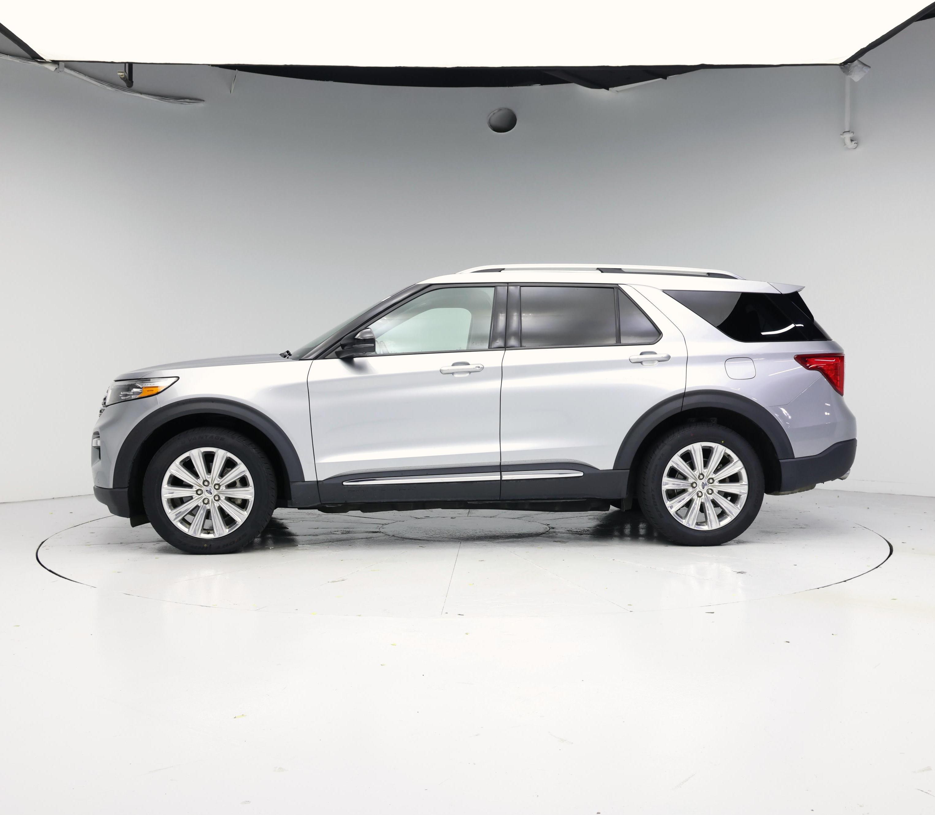 Thumbnail: 2021 Ford Explorer - 3