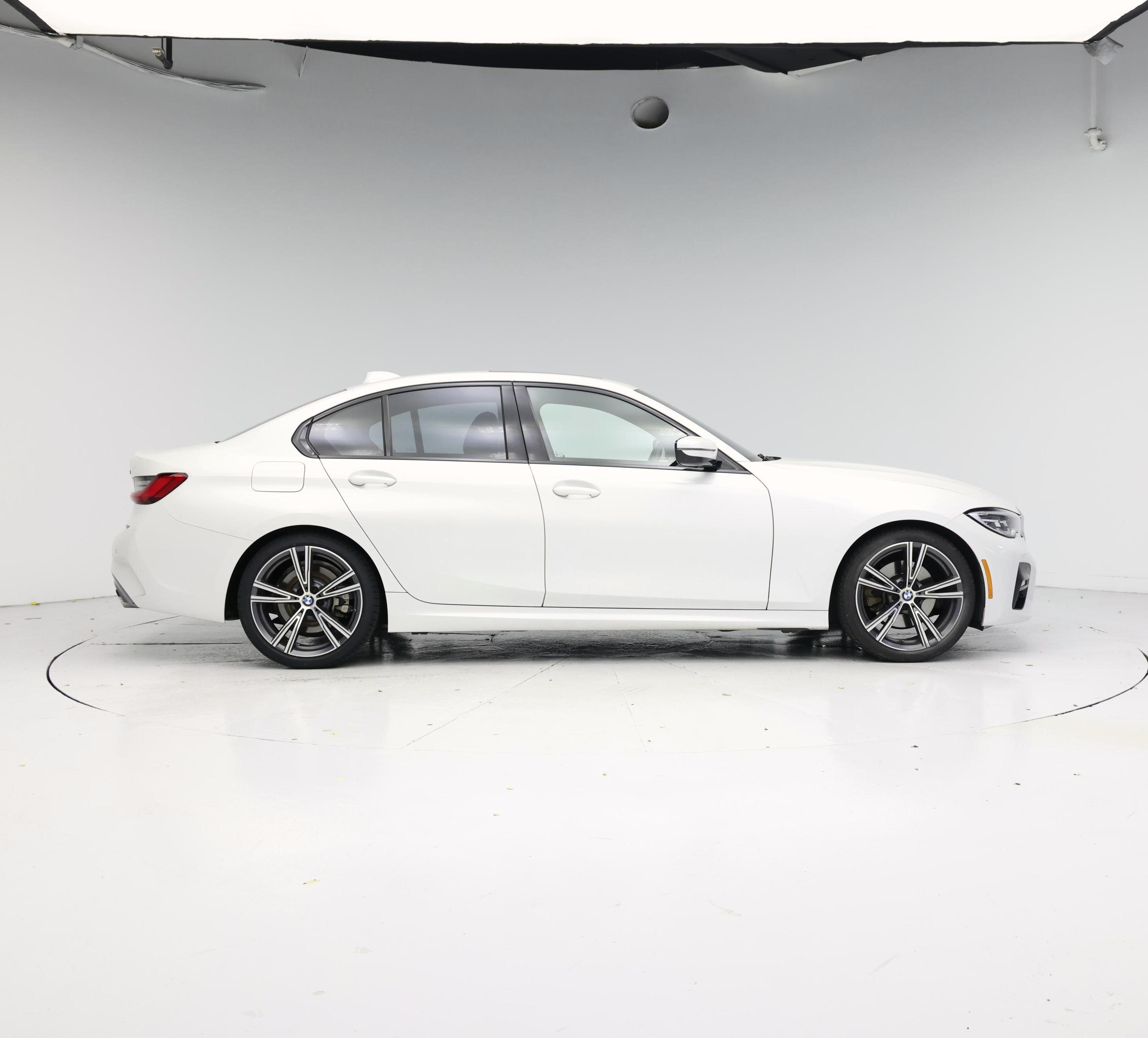 Thumbnail: 2021 BMW 3 Series - 7