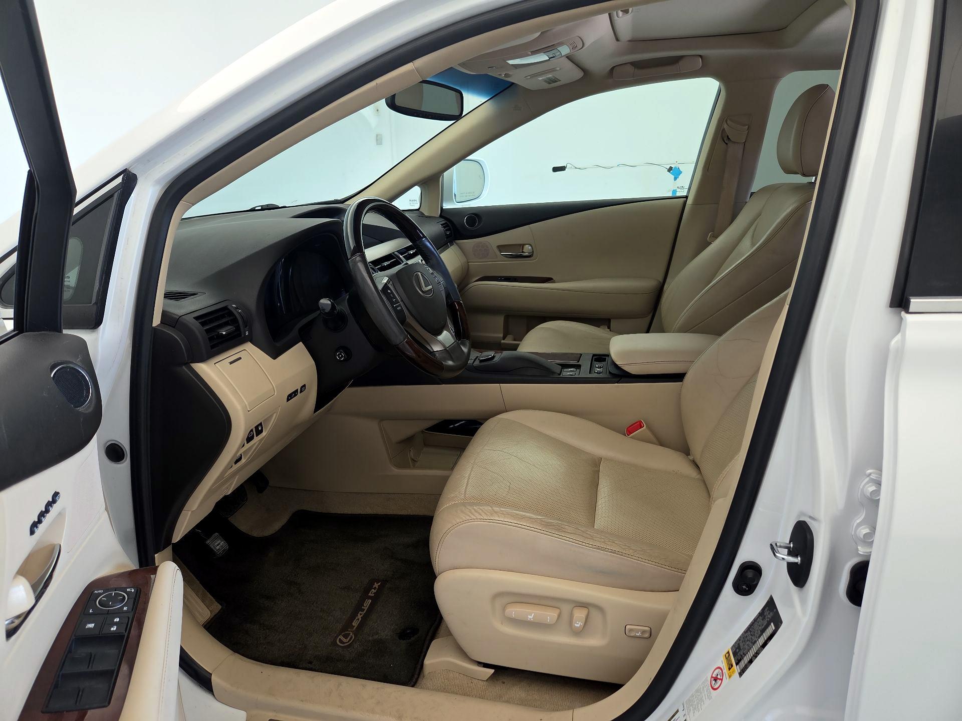 Thumbnail: 2014 Lexus RX - 11