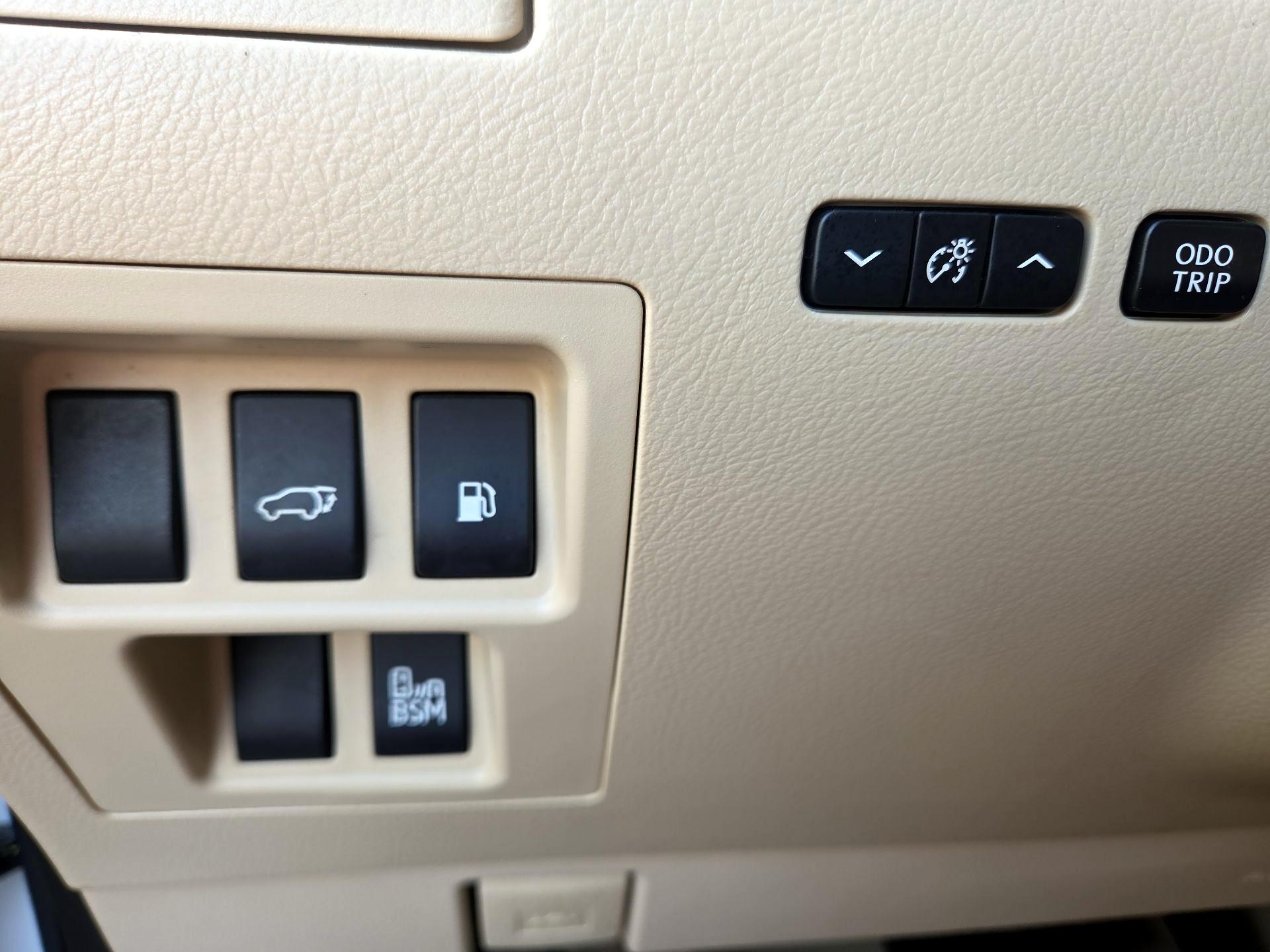 Thumbnail: 2014 Lexus RX - 13