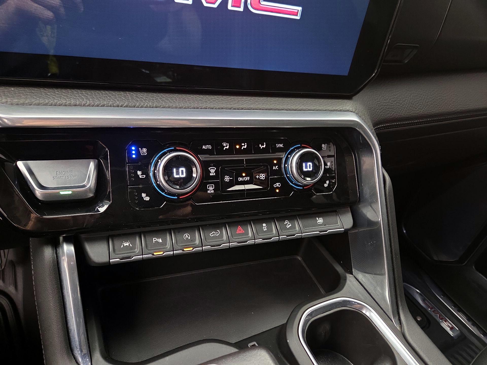 Thumbnail: 2022 GMC Sierra 1500 - 16