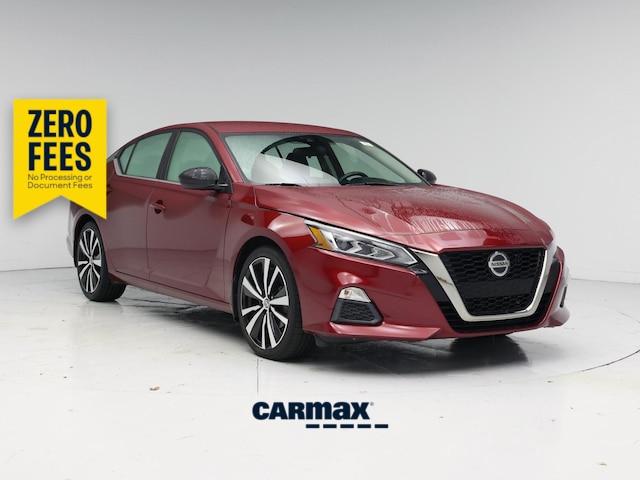 Red 2022 Nissan Altima Sedan Front-Wheel Drive Automatic