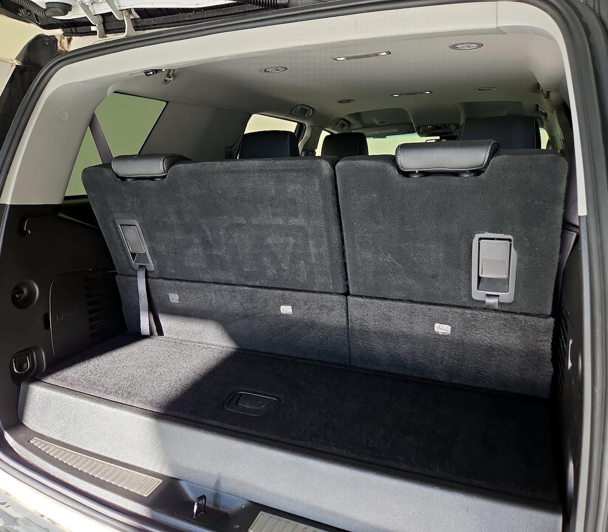 Trunk/Cargo (Seats Up)