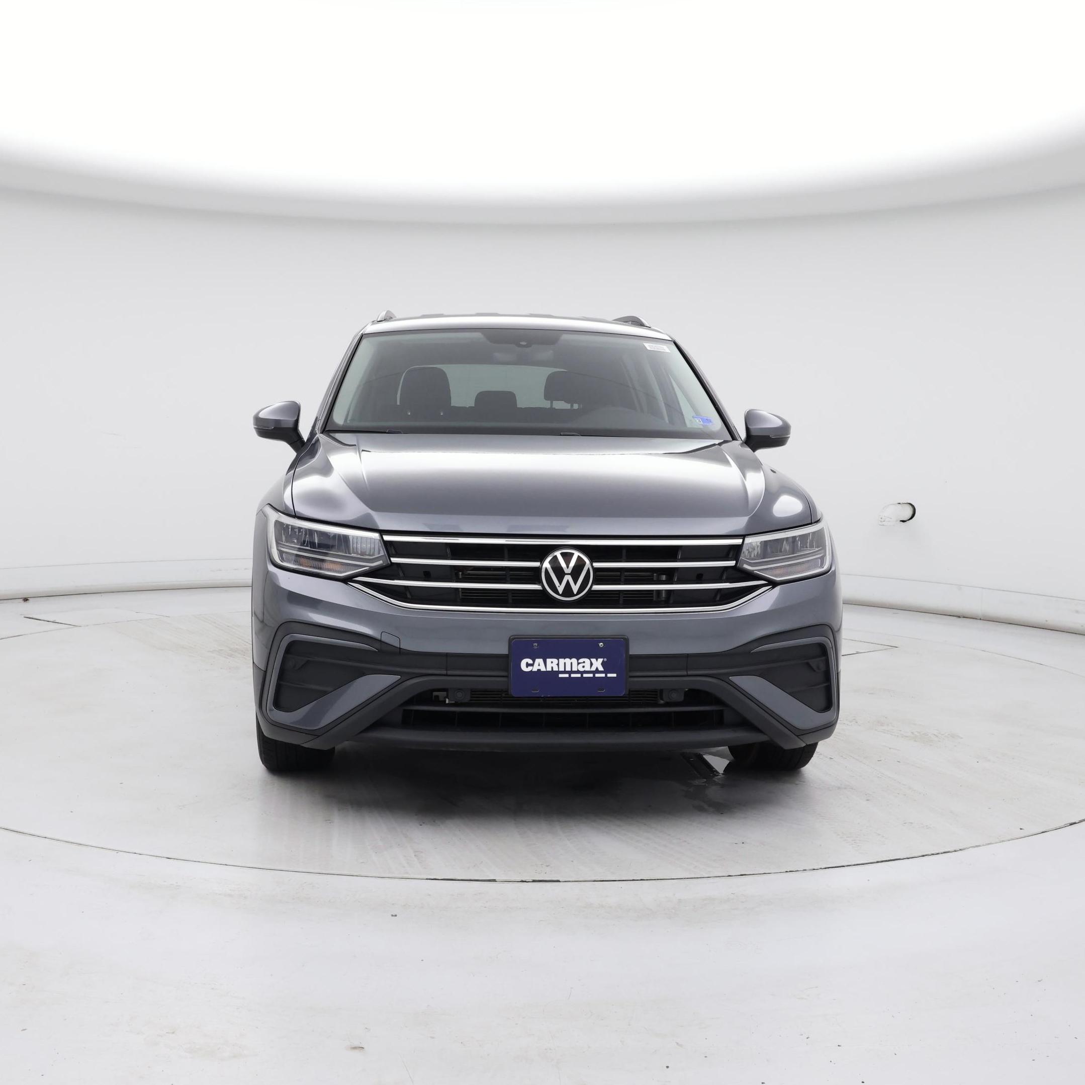 Thumbnail: 2023 Volkswagen Tiguan - 5