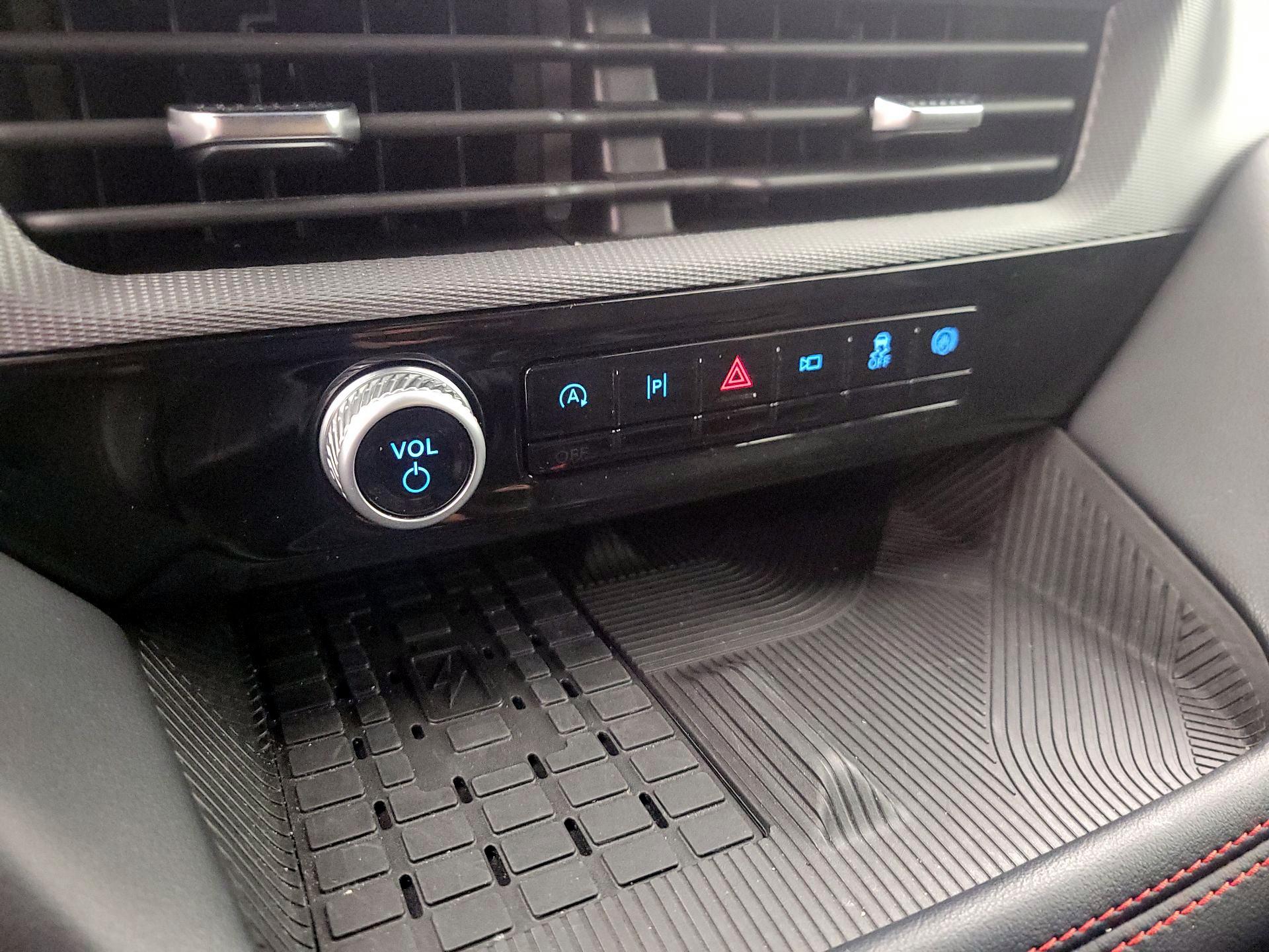 Thumbnail: 2025 Ford Explorer - 17