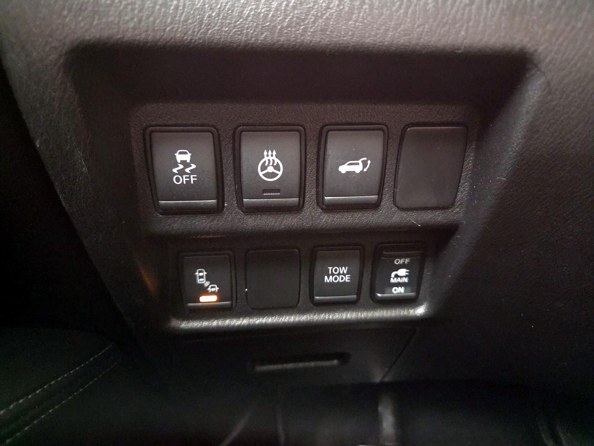 Thumbnail: 2019 Nissan Pathfinder - 13