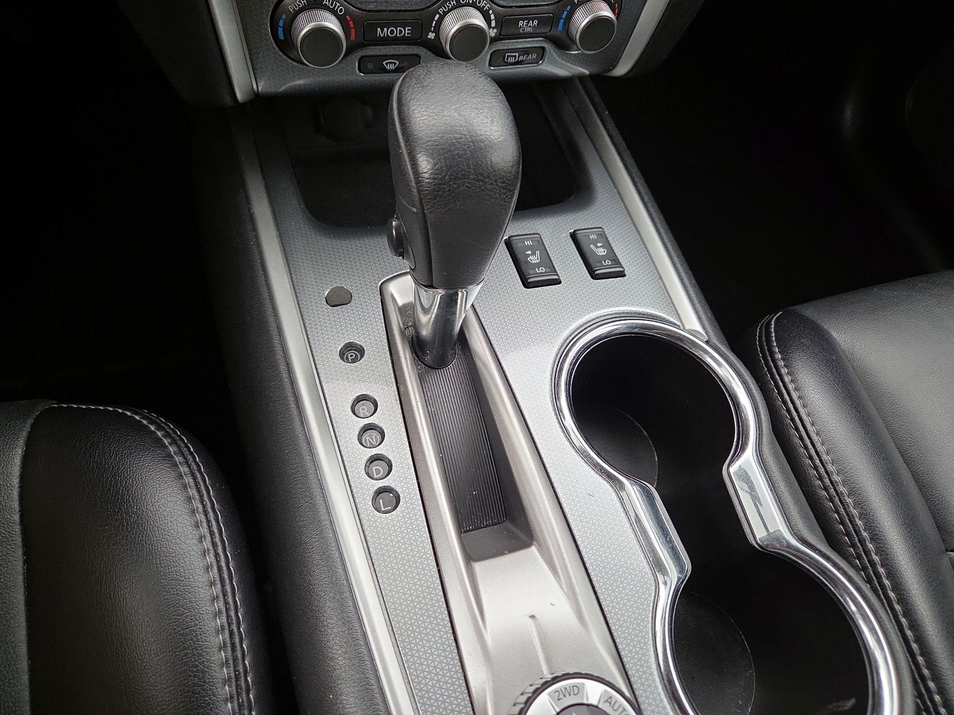 Thumbnail: 2019 Nissan Pathfinder - 18