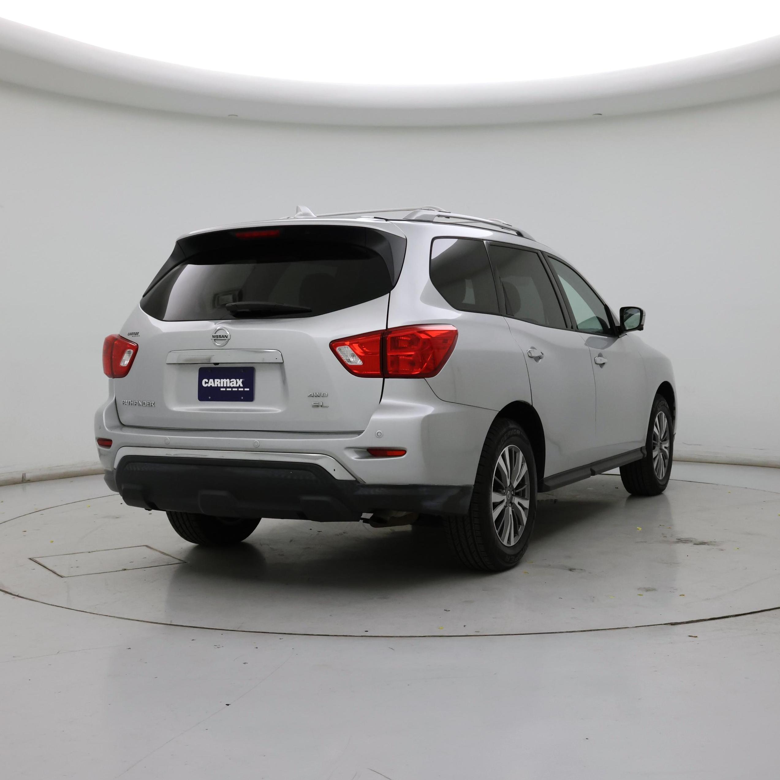 Thumbnail: 2019 Nissan Pathfinder - 8