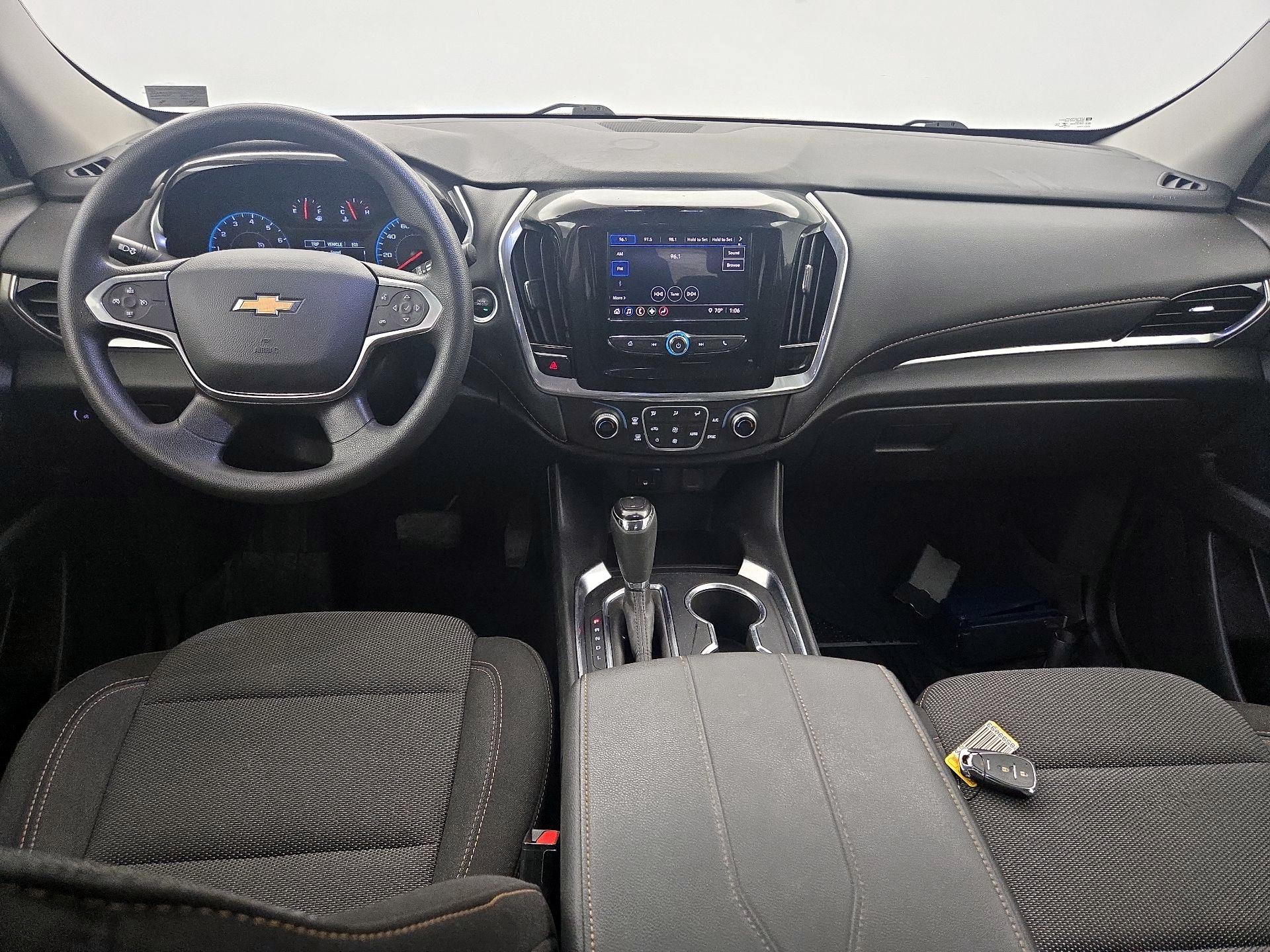 Thumbnail: 2020 Chevrolet Traverse - 9