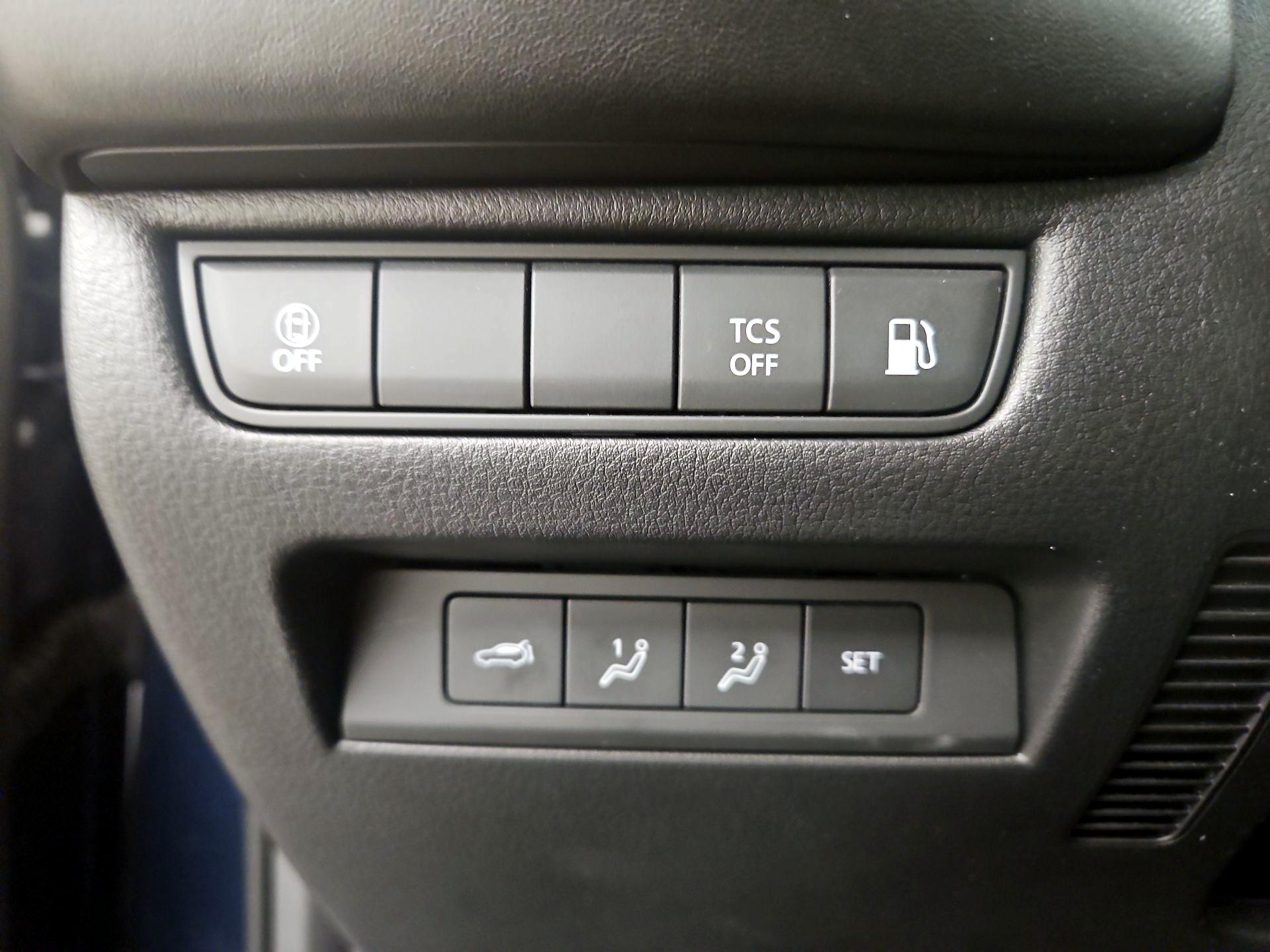 Thumbnail: 2025 Mazda CX-50 - 13