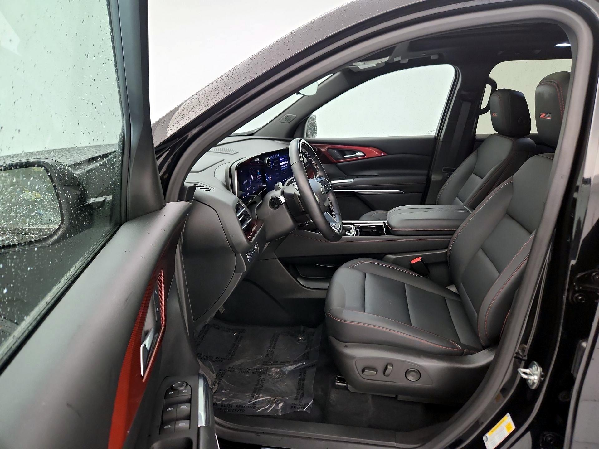 Thumbnail: 2024 Chevrolet Traverse - 11