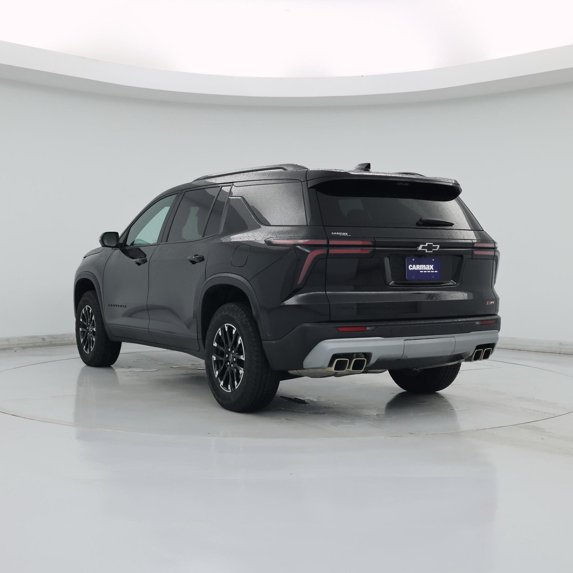 Thumbnail: 2024 Chevrolet Traverse - 2