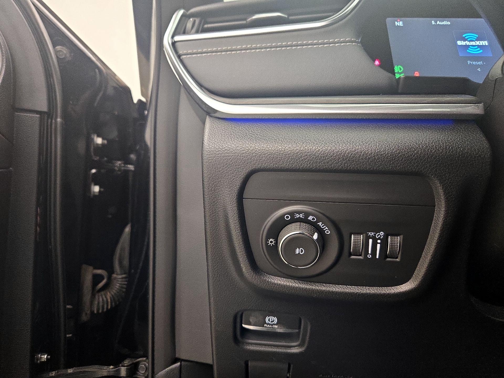 Thumbnail: 2023 Jeep Grand Cherokee L - 13