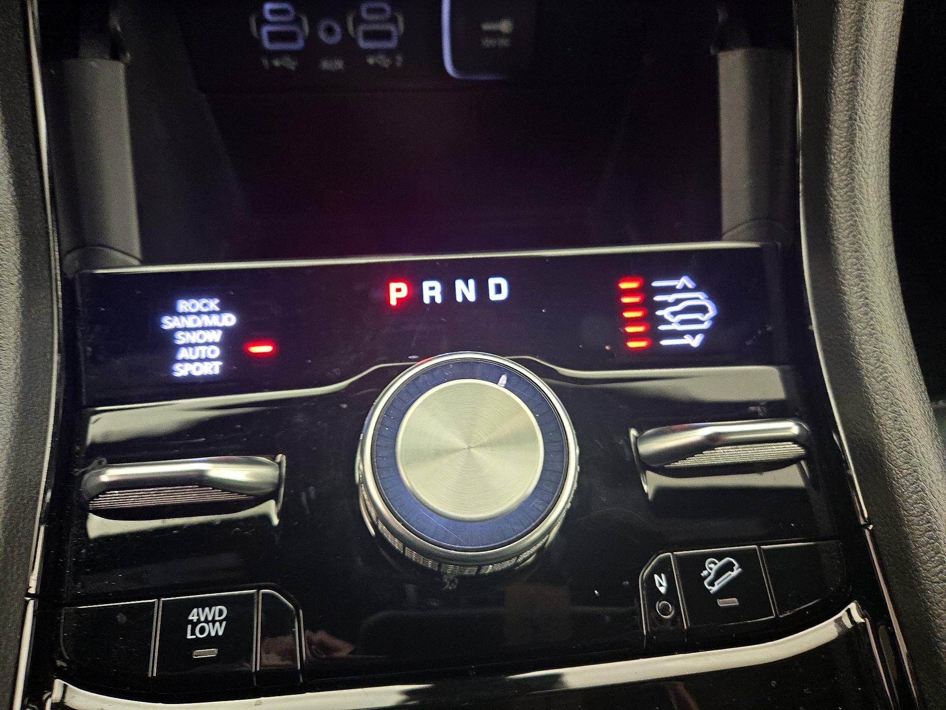 Thumbnail: 2023 Jeep Grand Cherokee L - 17