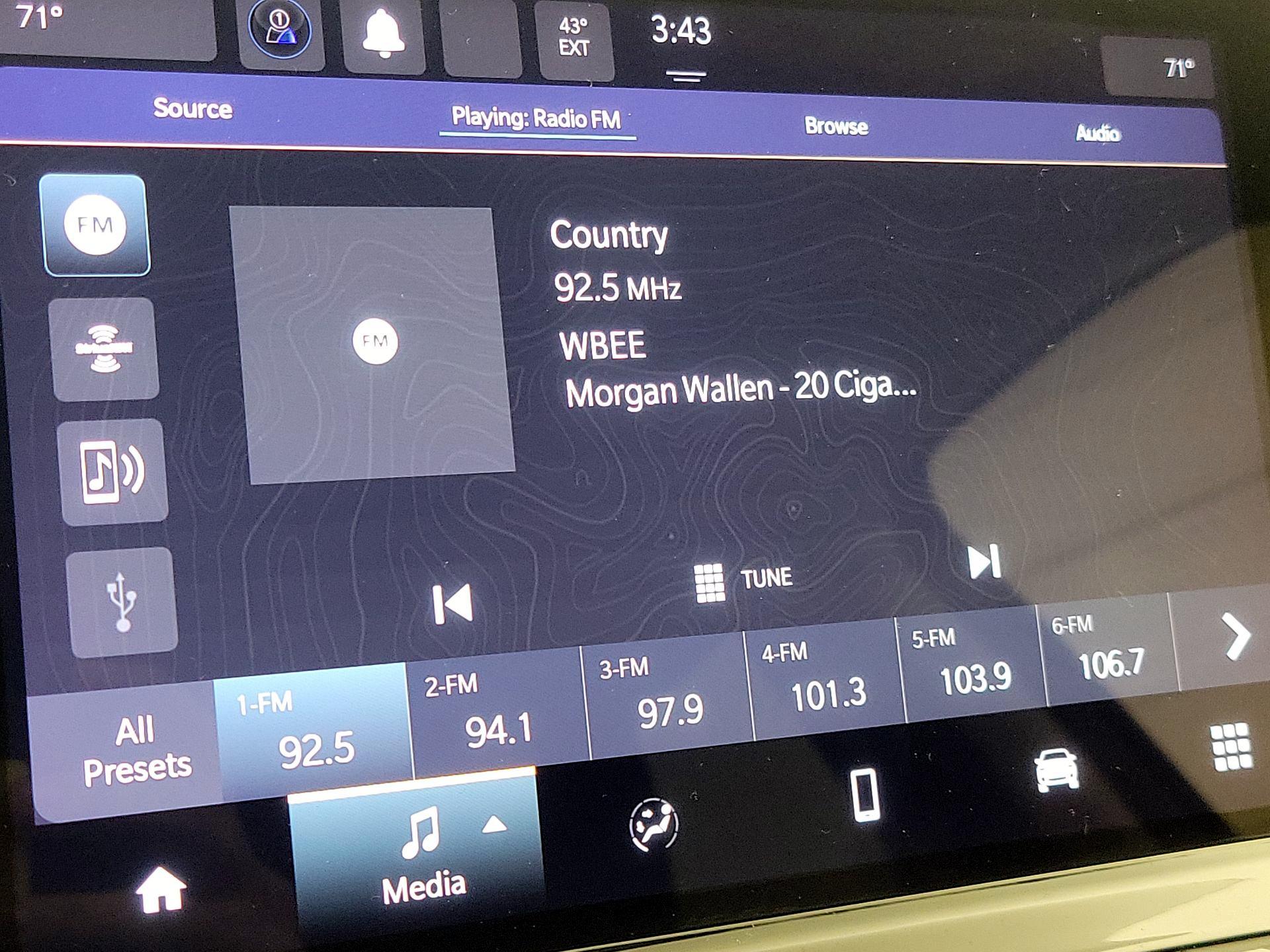 Thumbnail: 2022 Jeep Compass - 15