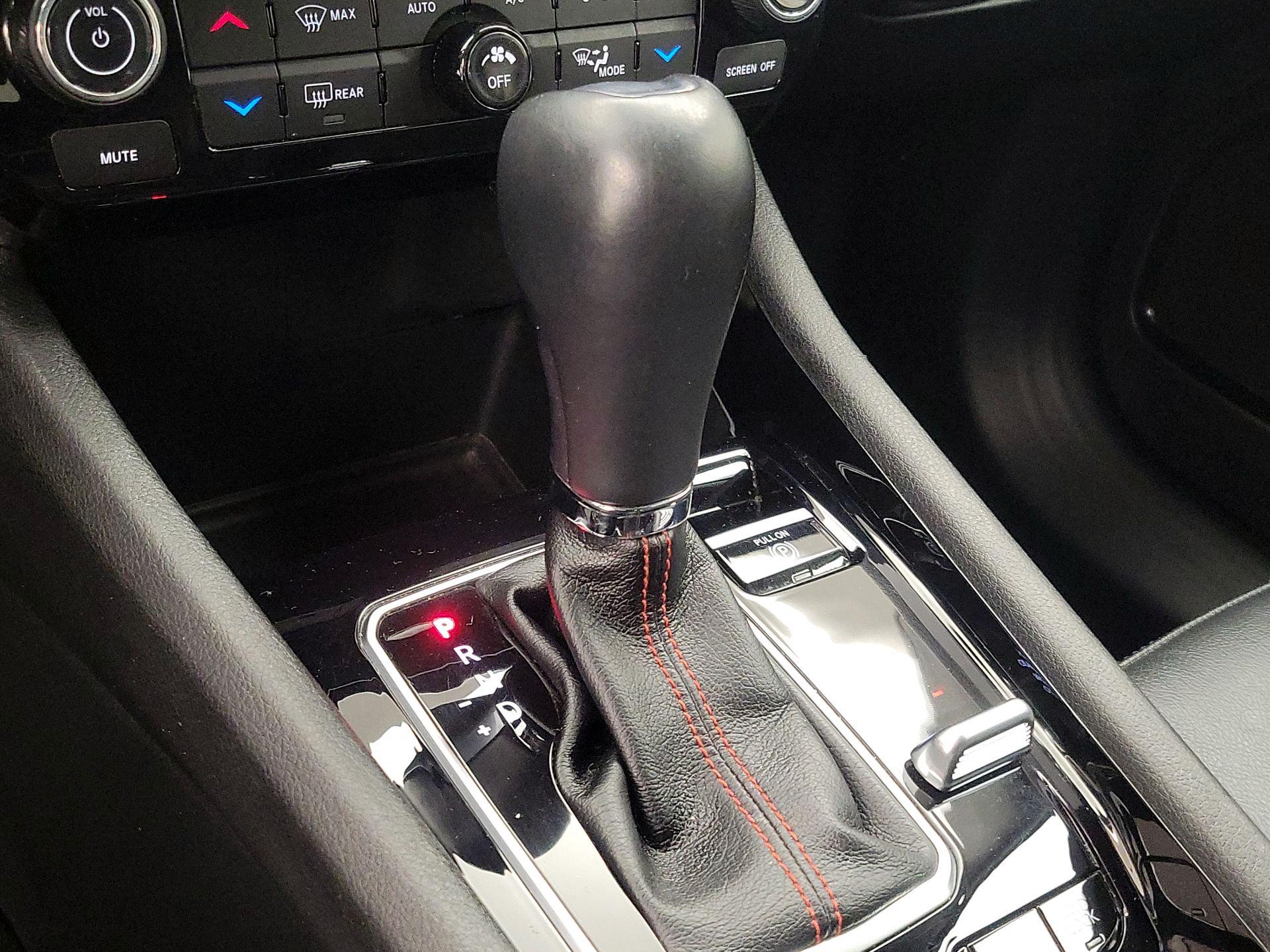 Thumbnail: 2022 Jeep Compass - 17