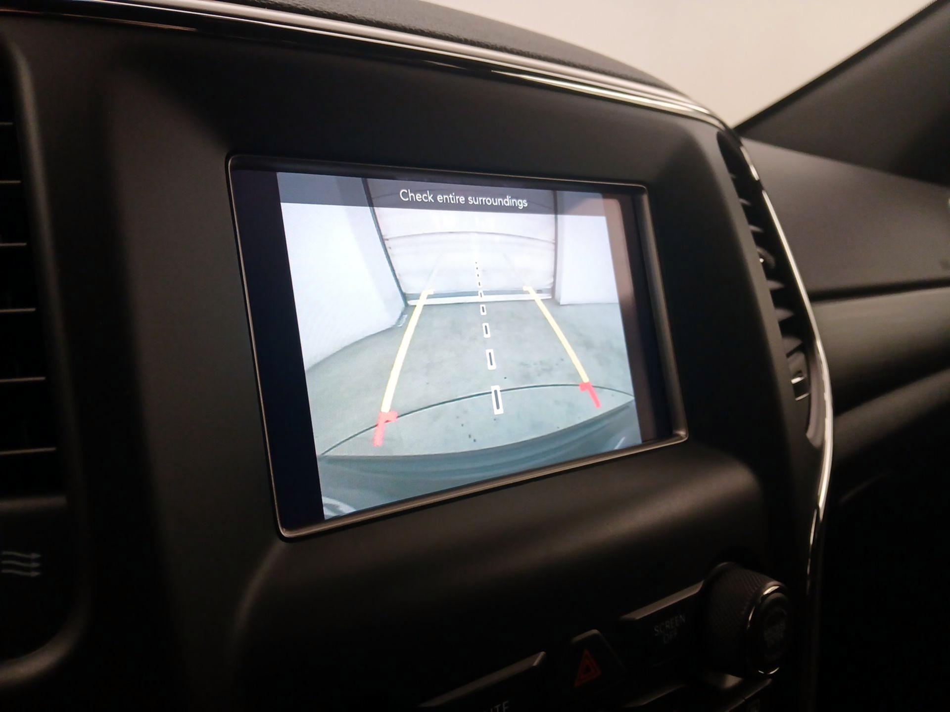 Thumbnail: 2021 Jeep Grand Cherokee - 14