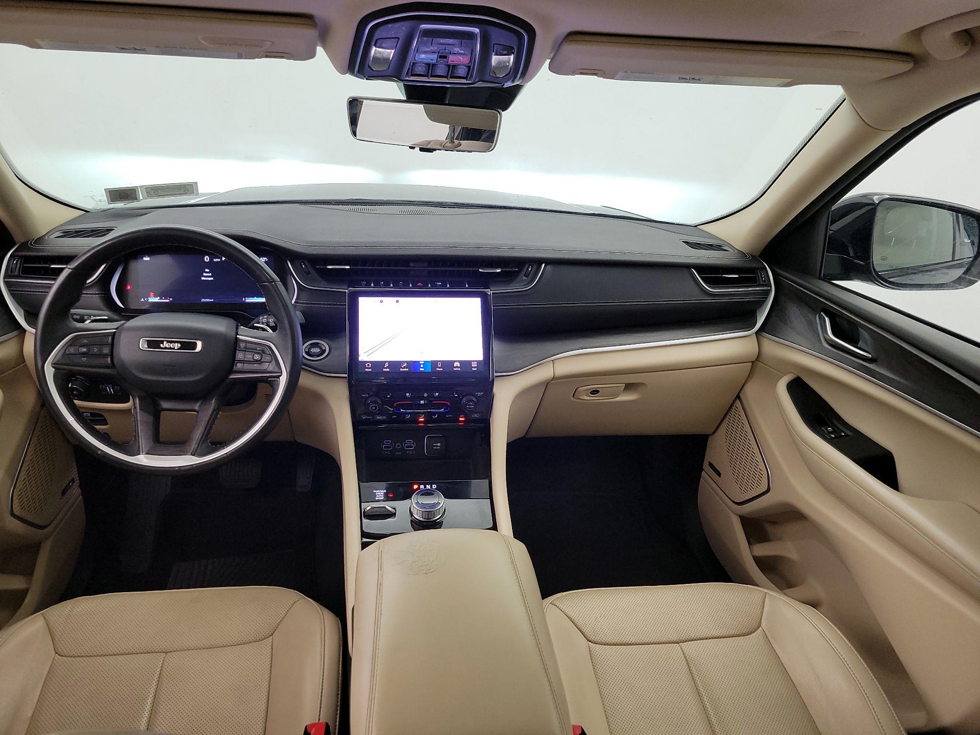 Thumbnail: 2022 Jeep Grand Cherokee - 9