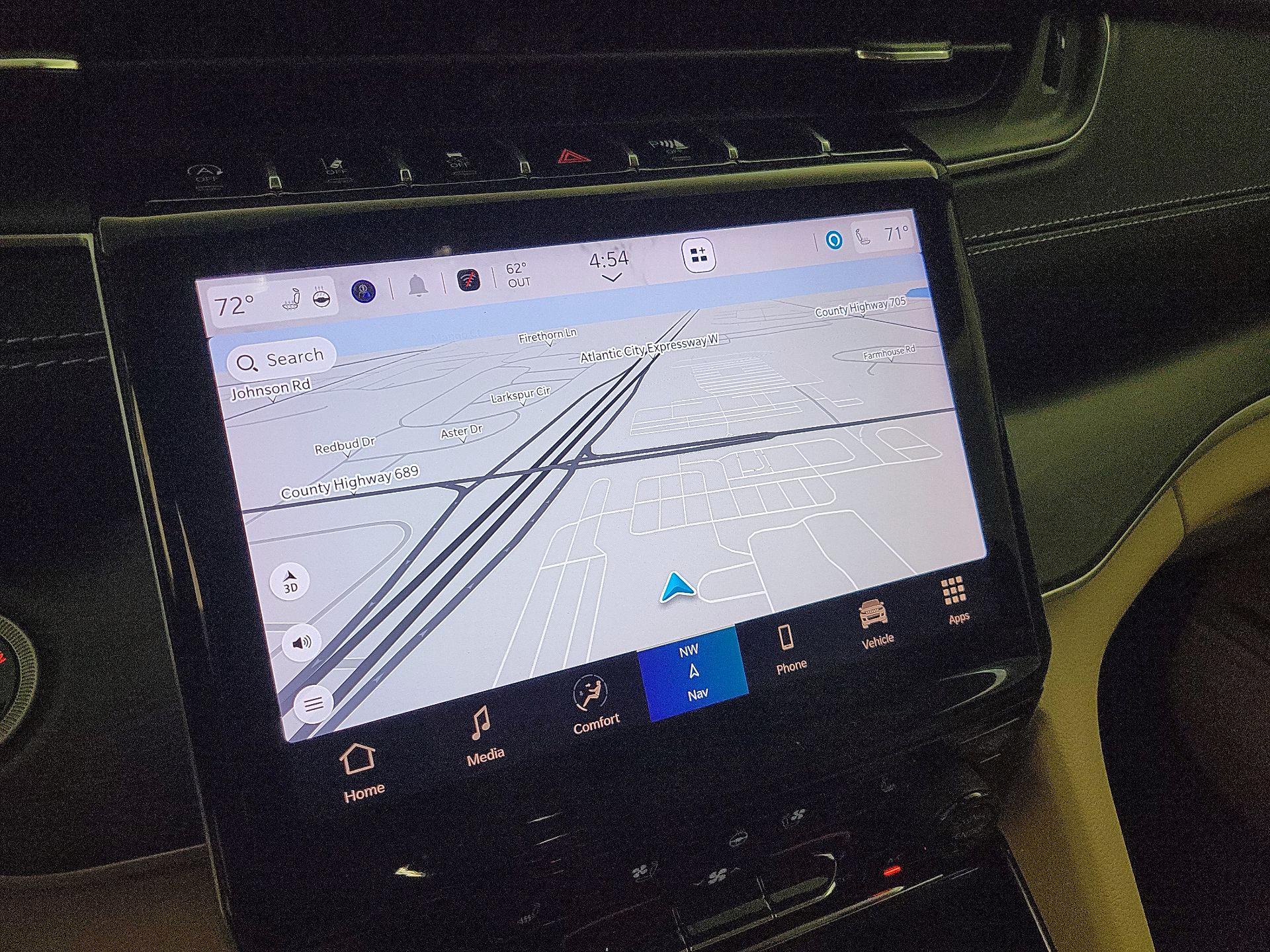 Thumbnail: 2022 Jeep Grand Cherokee - 14