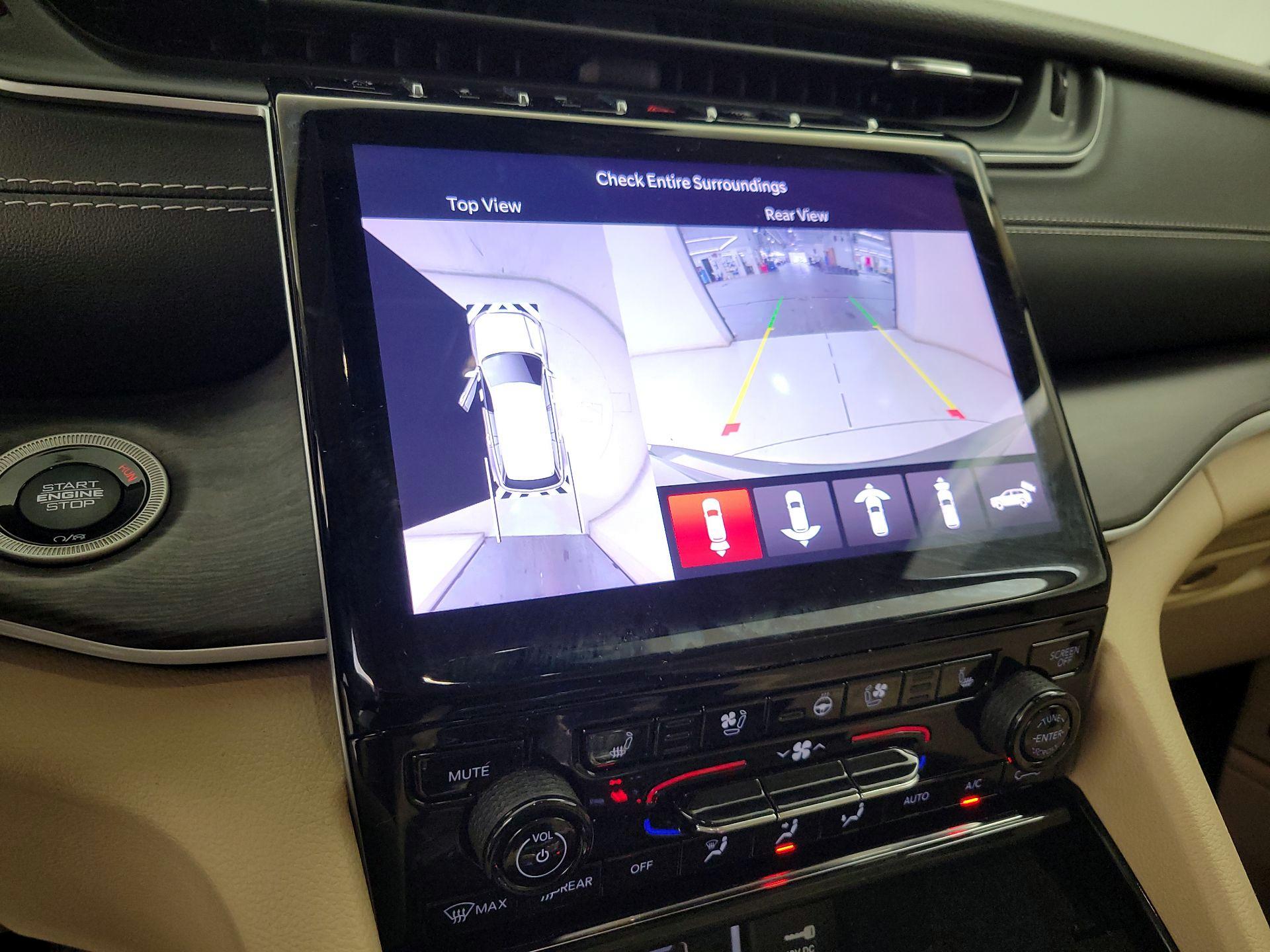 Thumbnail: 2022 Jeep Grand Cherokee - 15