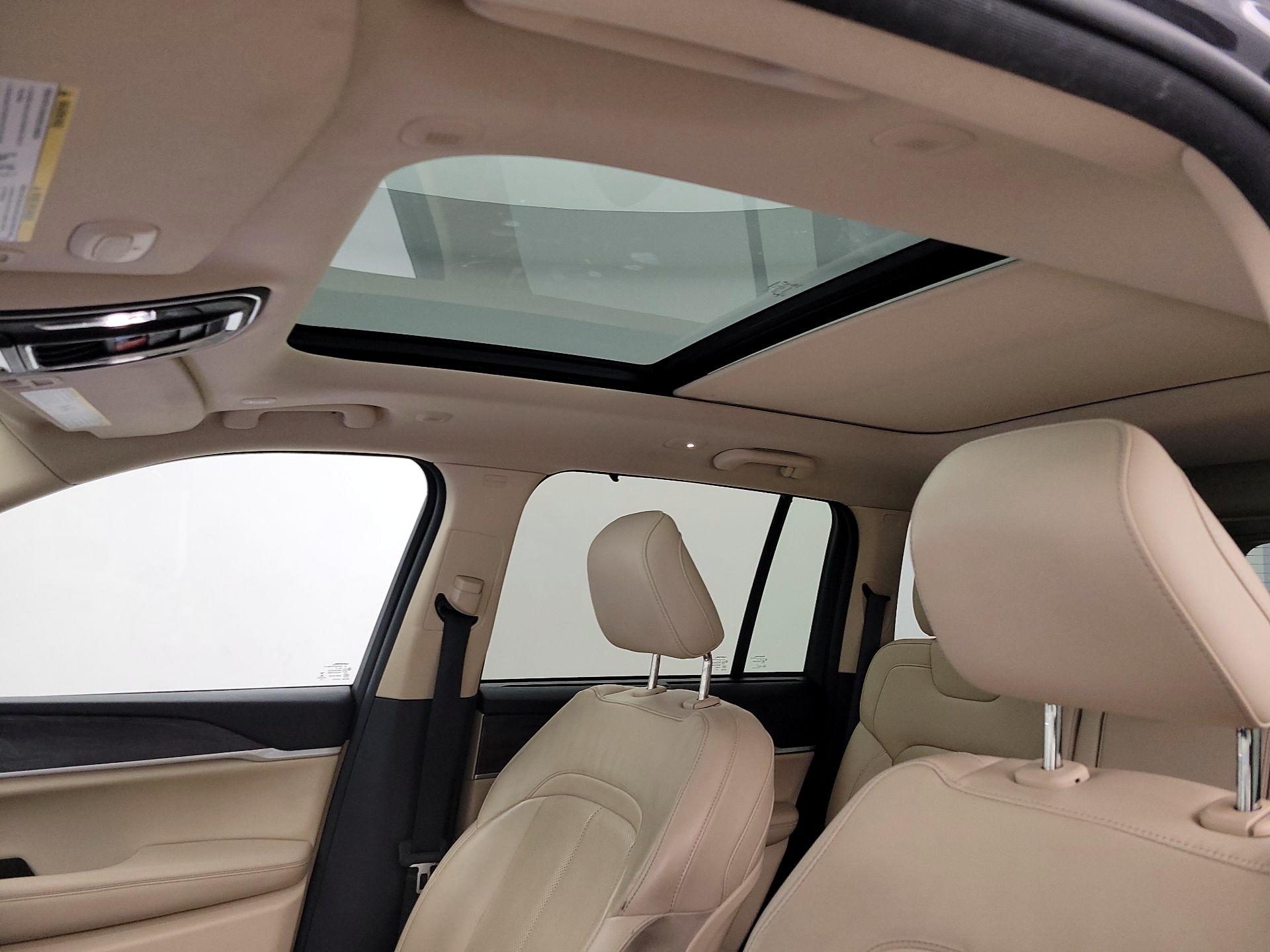 Thumbnail: 2022 Jeep Grand Cherokee - 20