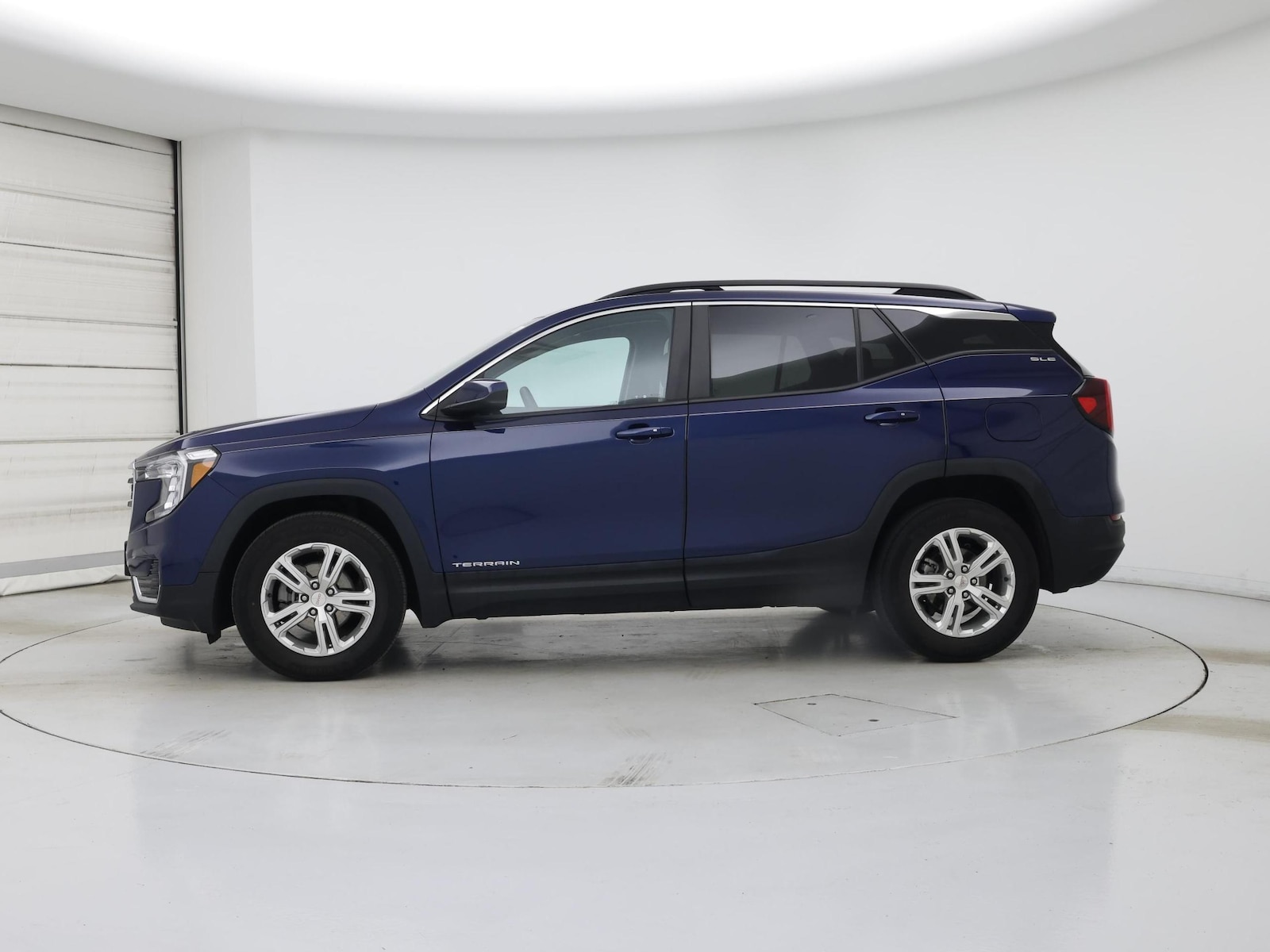 2022 GMC Terrain SLE - Photo 4