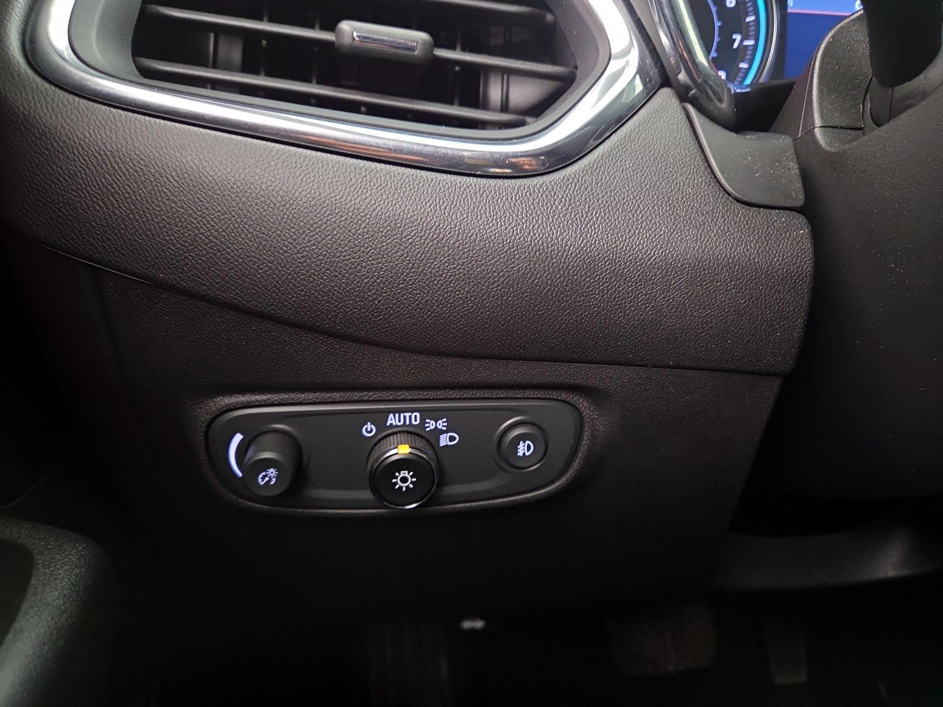 Thumbnail: 2023 Chevrolet Equinox - 13