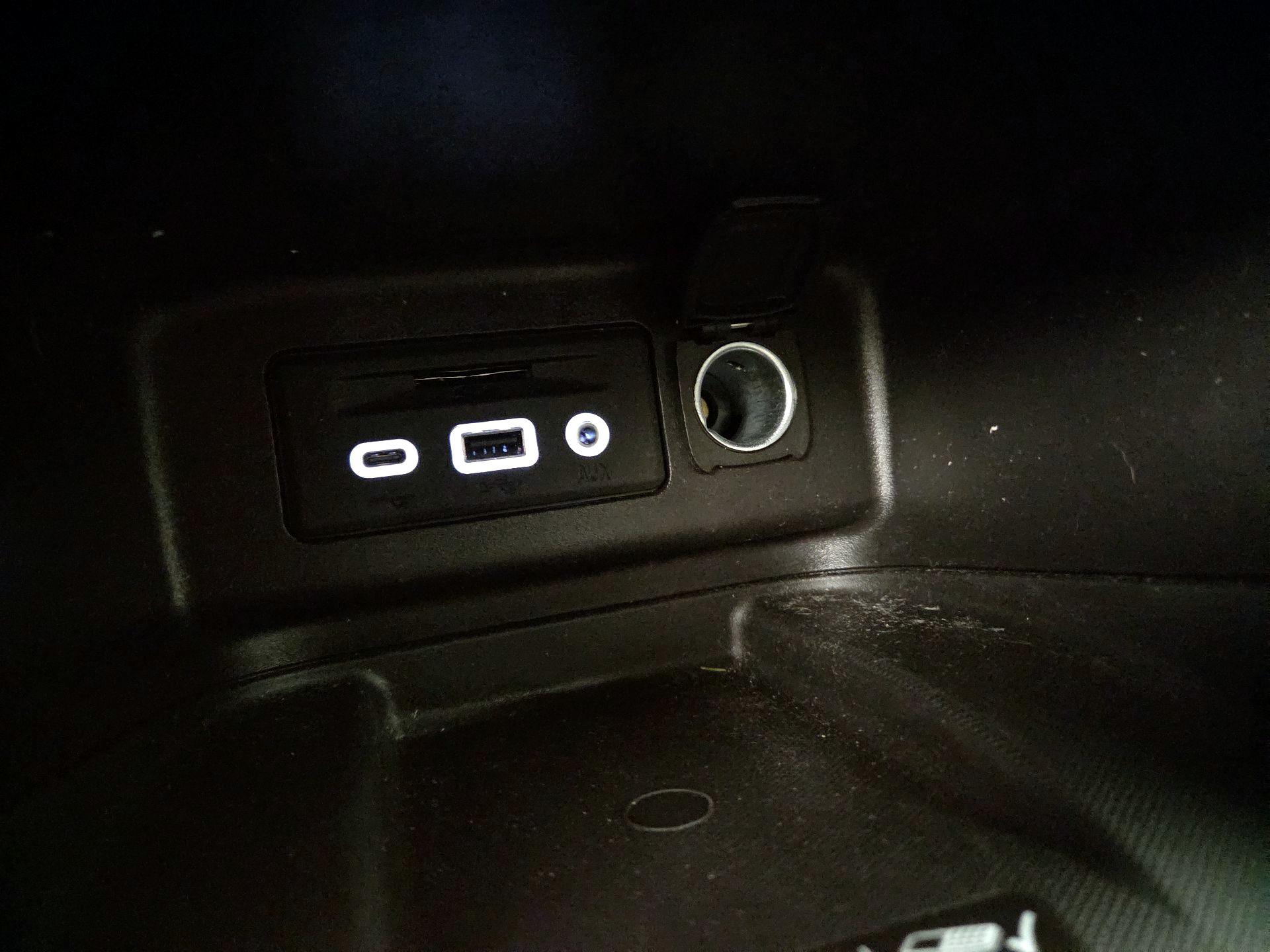 Thumbnail: 2023 Chevrolet Equinox - 18