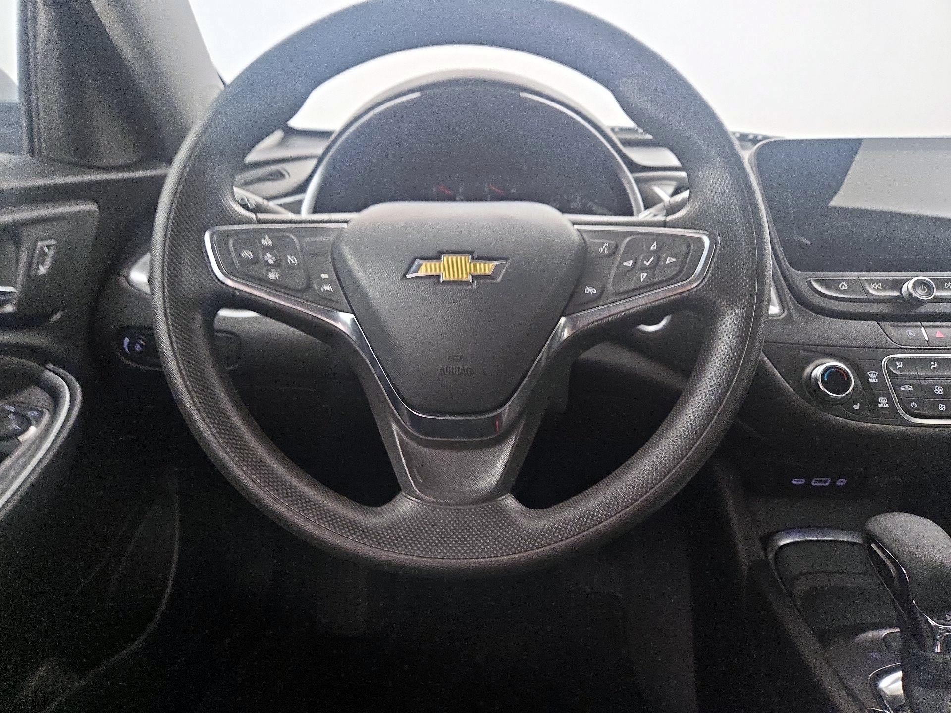 Thumbnail: 2023 Chevrolet Malibu - 10