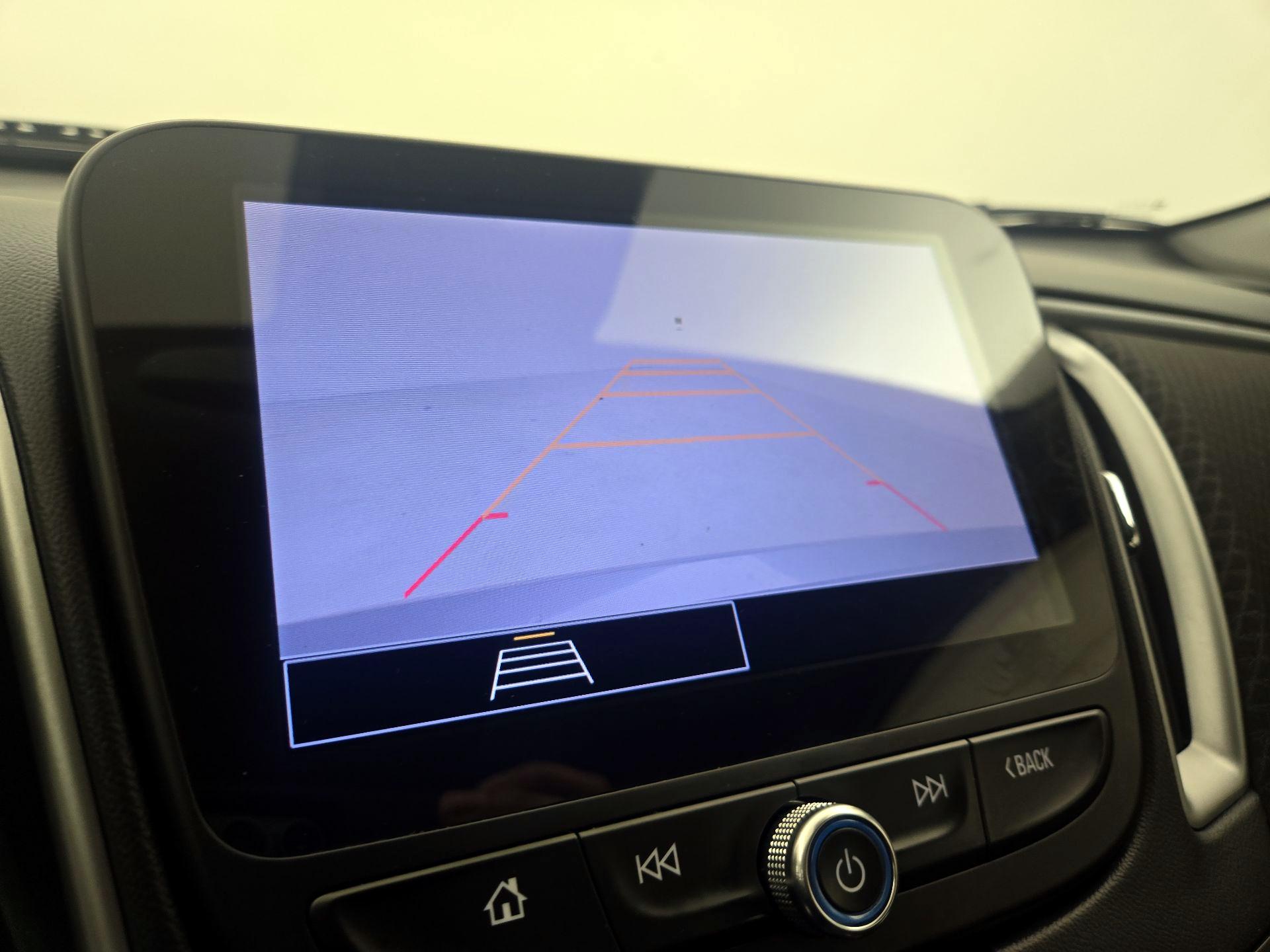 Thumbnail: 2023 Chevrolet Malibu - 14