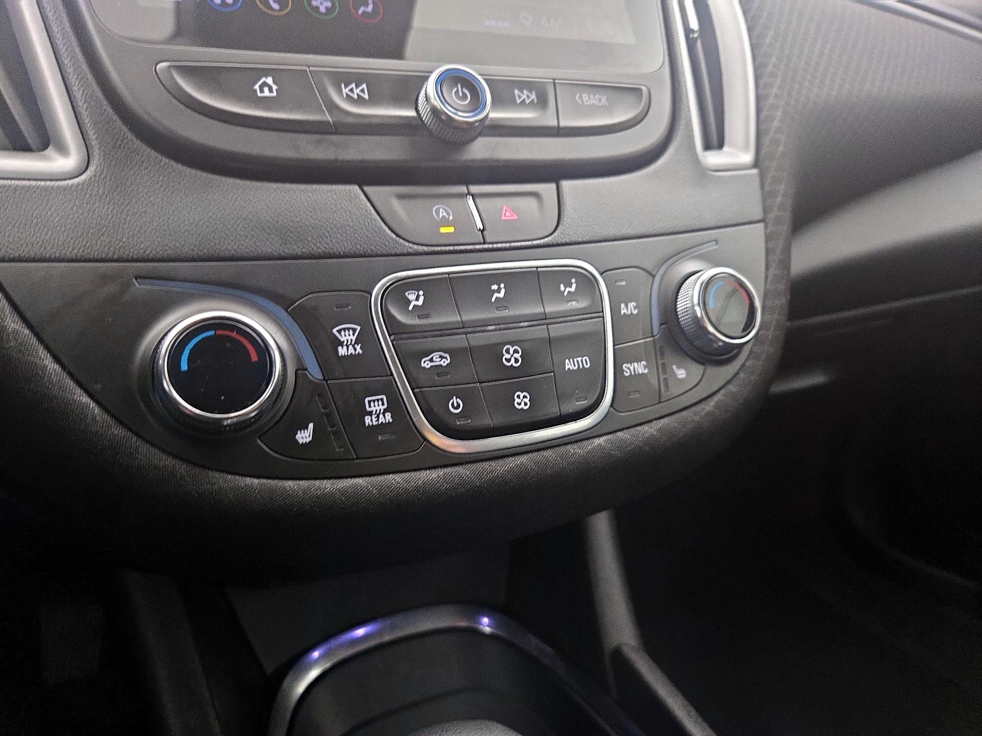 Thumbnail: 2023 Chevrolet Malibu - 16